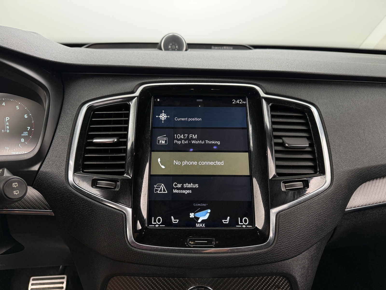 Thumbnail: 2018 Volvo XC90 - 3
