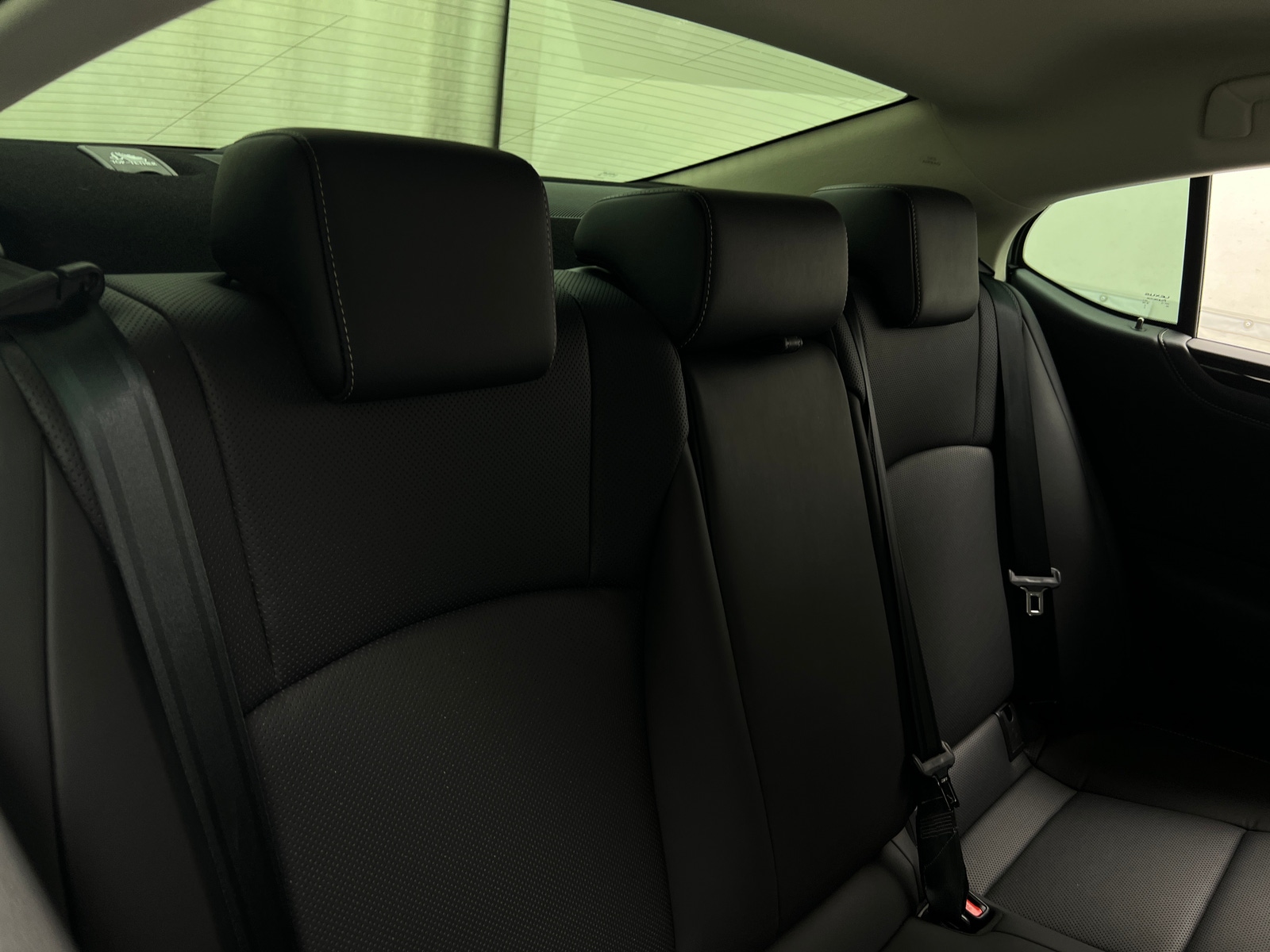 Thumbnail: 2020 Lexus ES - 5