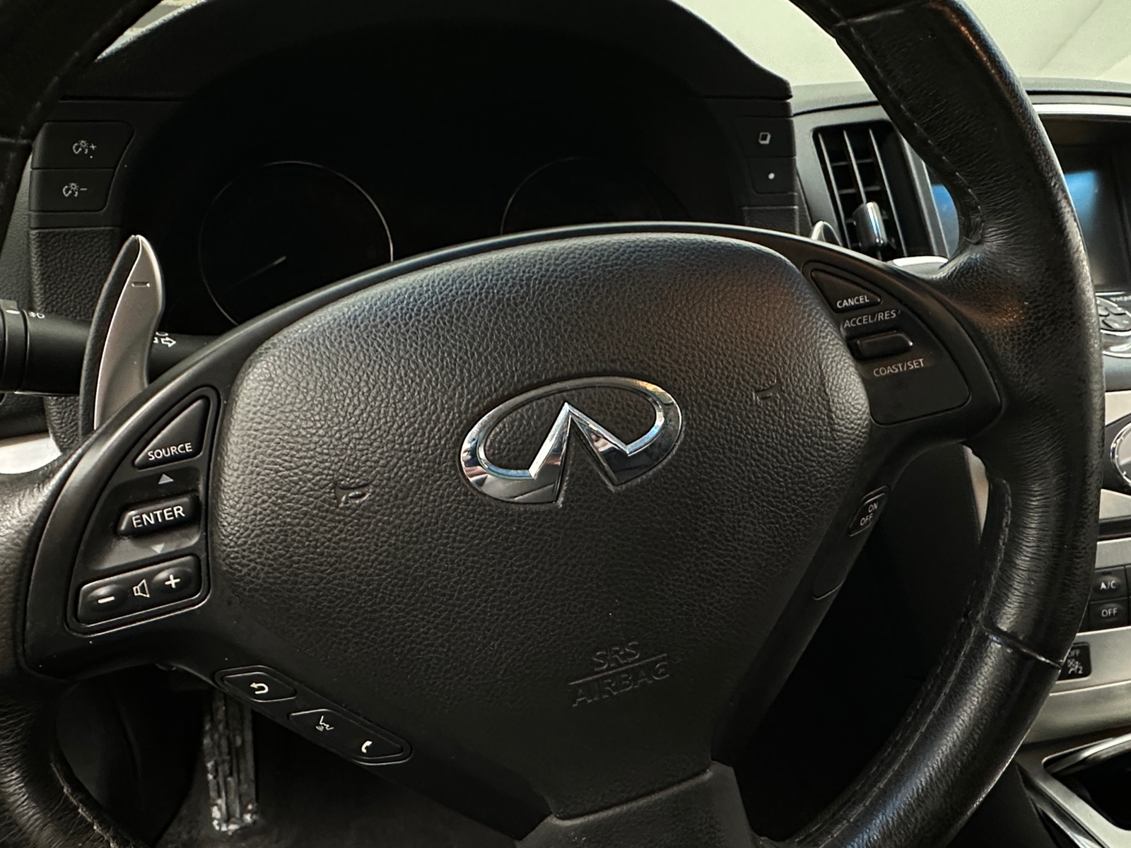 Thumbnail: 2014 INFINITI Q60 - 3