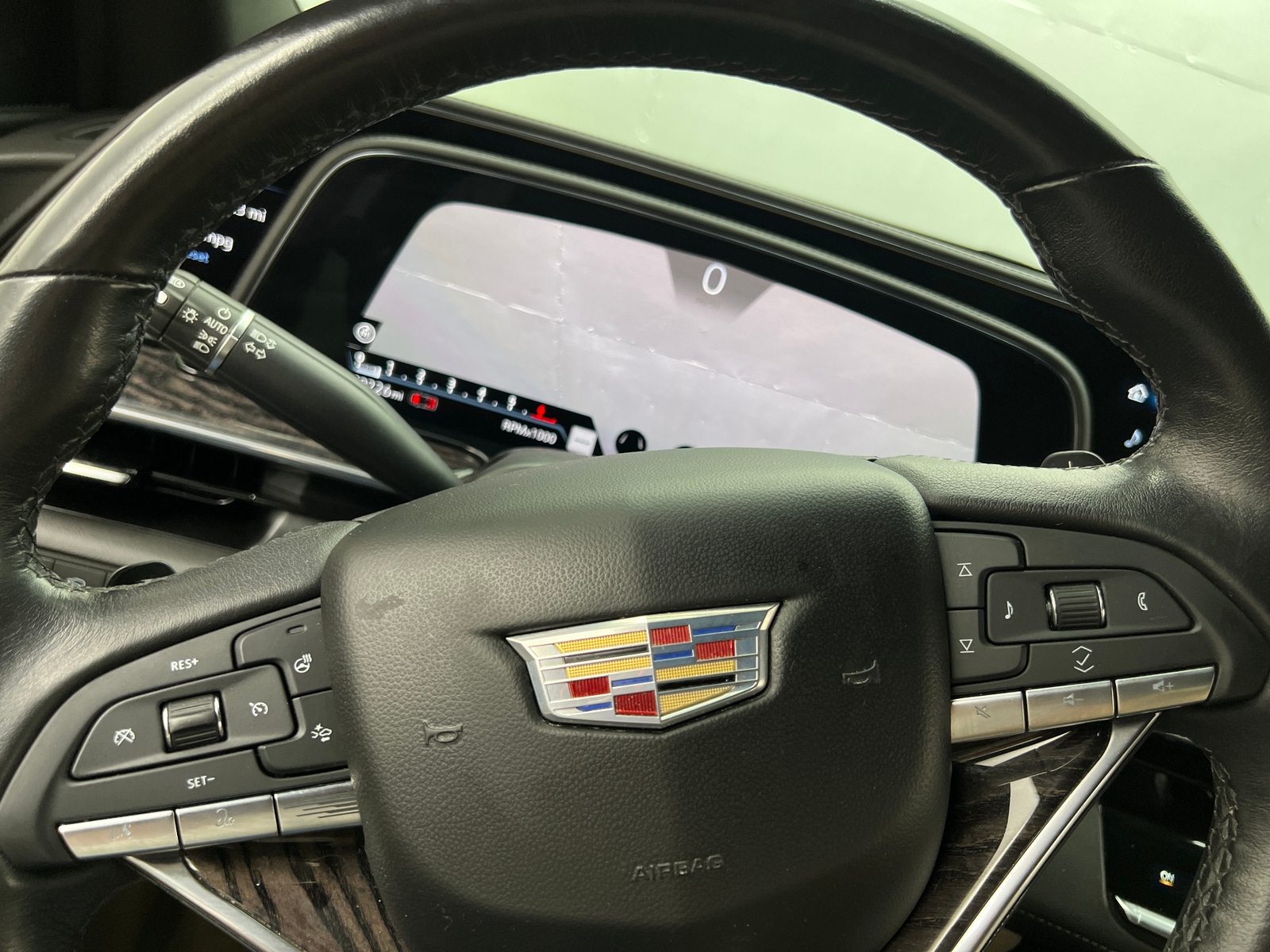 Thumbnail: 2021 Cadillac Escalade - 4
