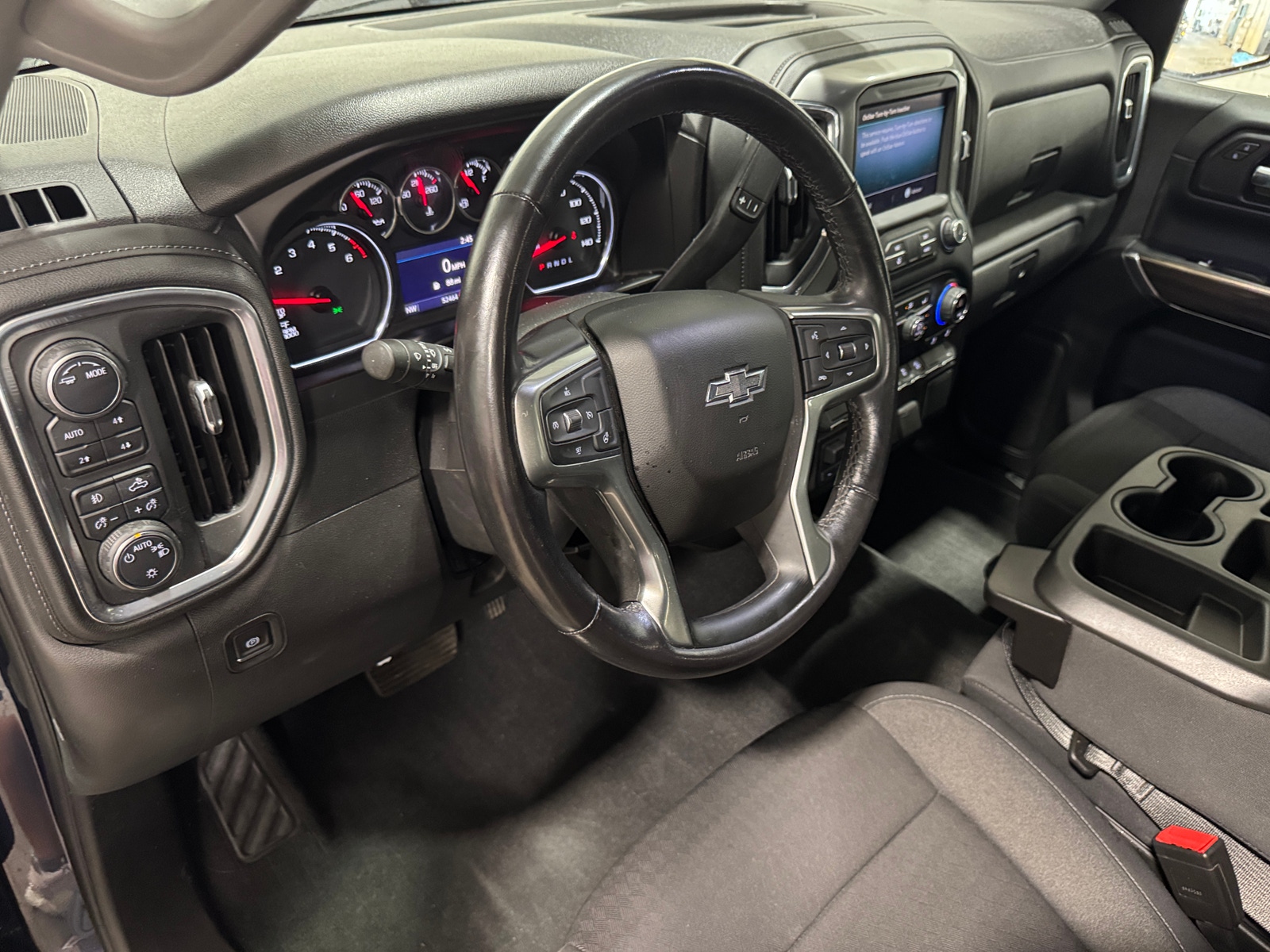 Thumbnail: 2021 Chevrolet Silverado 1500 - 3