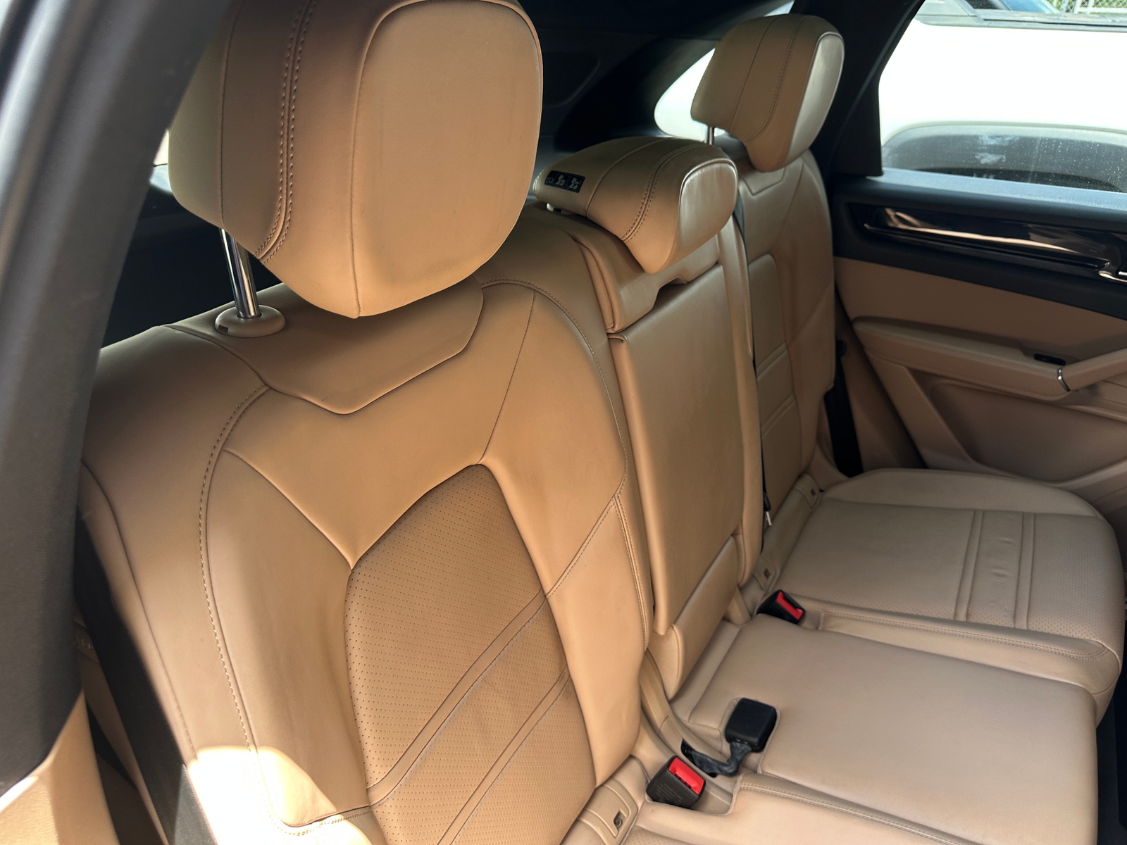 Thumbnail: 2019 Porsche Cayenne - 5