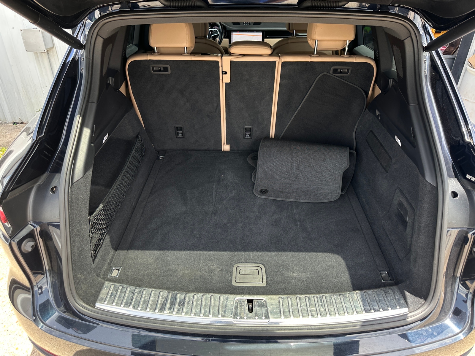Thumbnail: 2019 Porsche Cayenne - 6