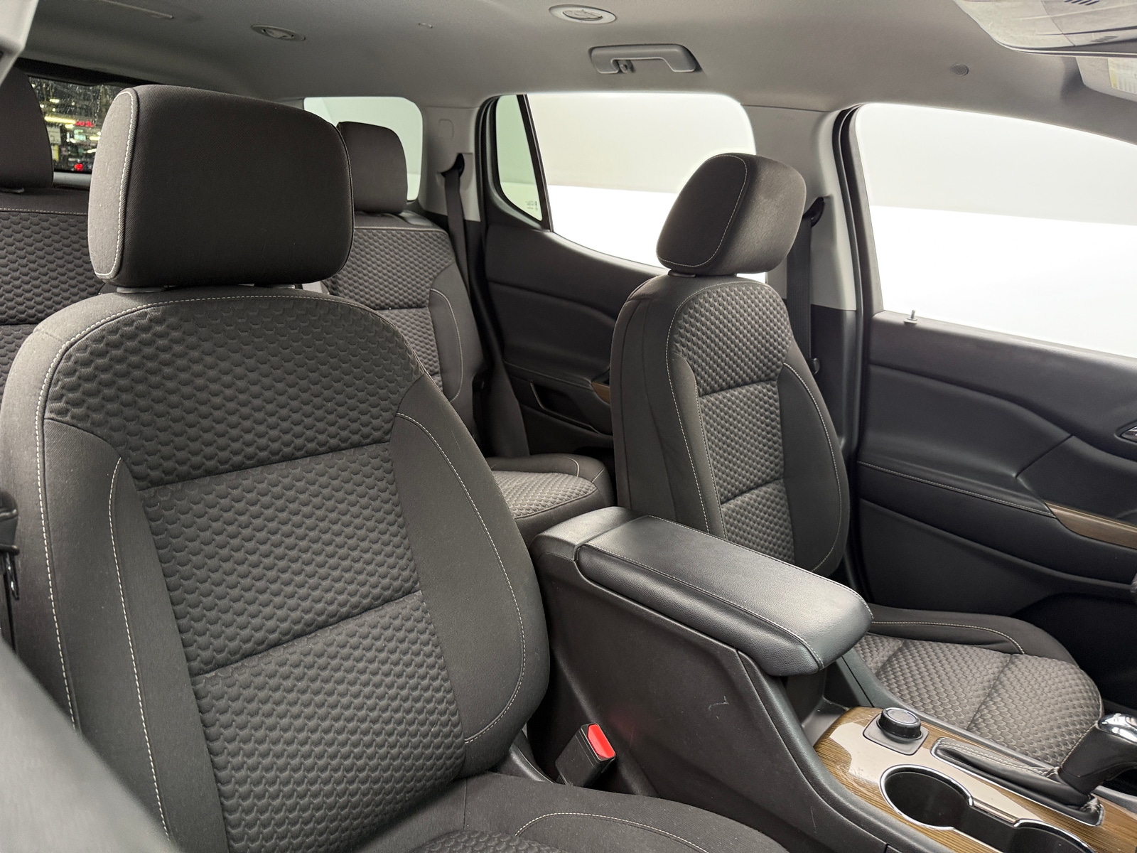 Thumbnail: 2018 GMC Acadia - 2