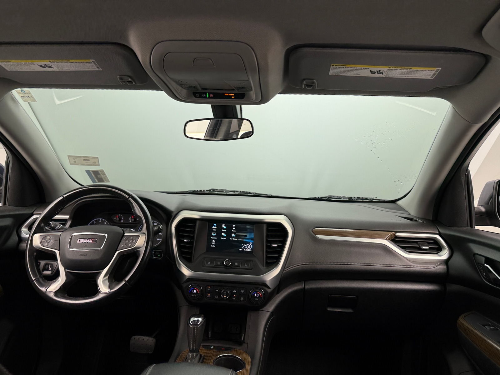 Thumbnail: 2018 GMC Acadia - 3