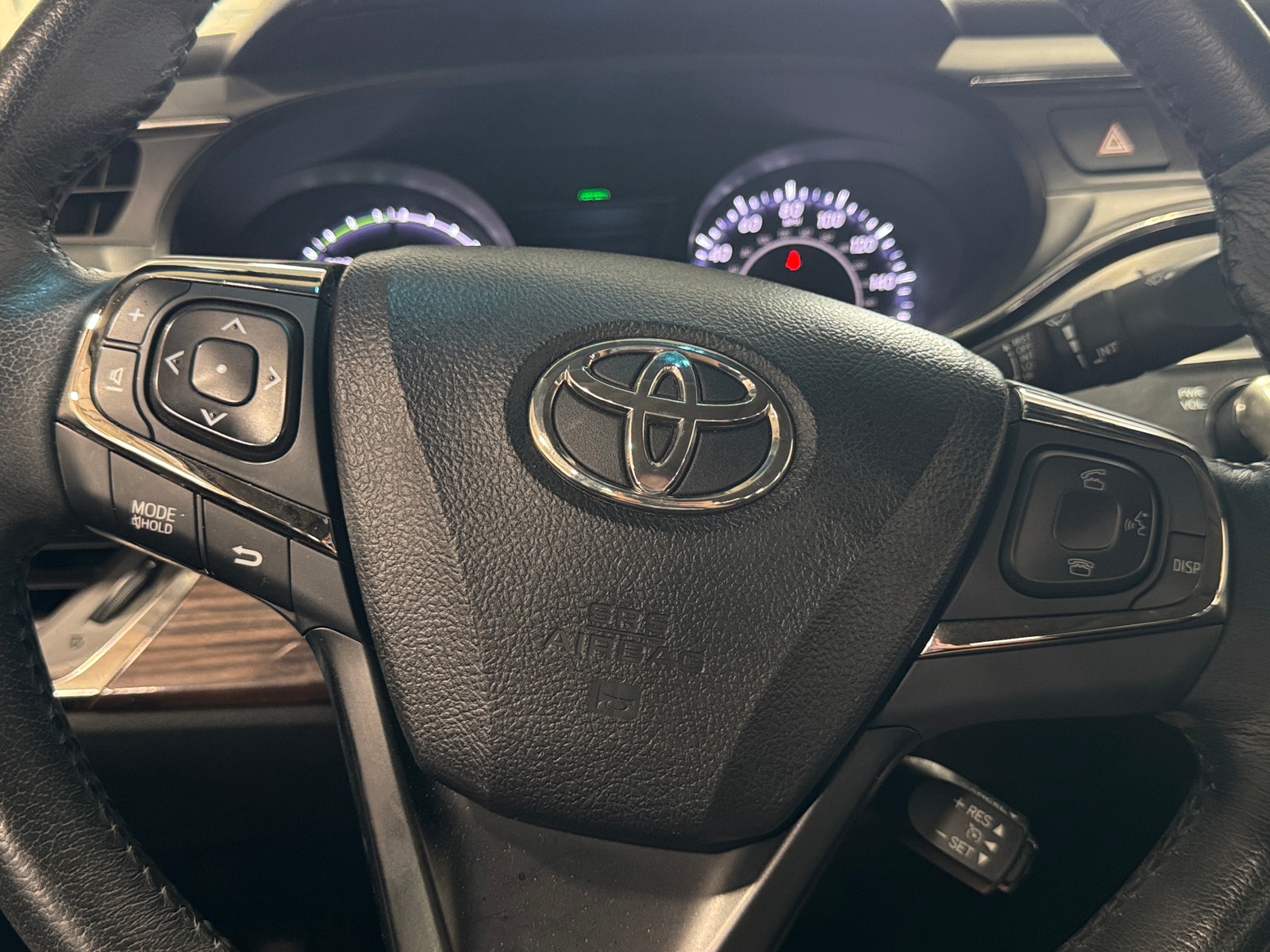 Thumbnail: 2015 Toyota Avalon - 4