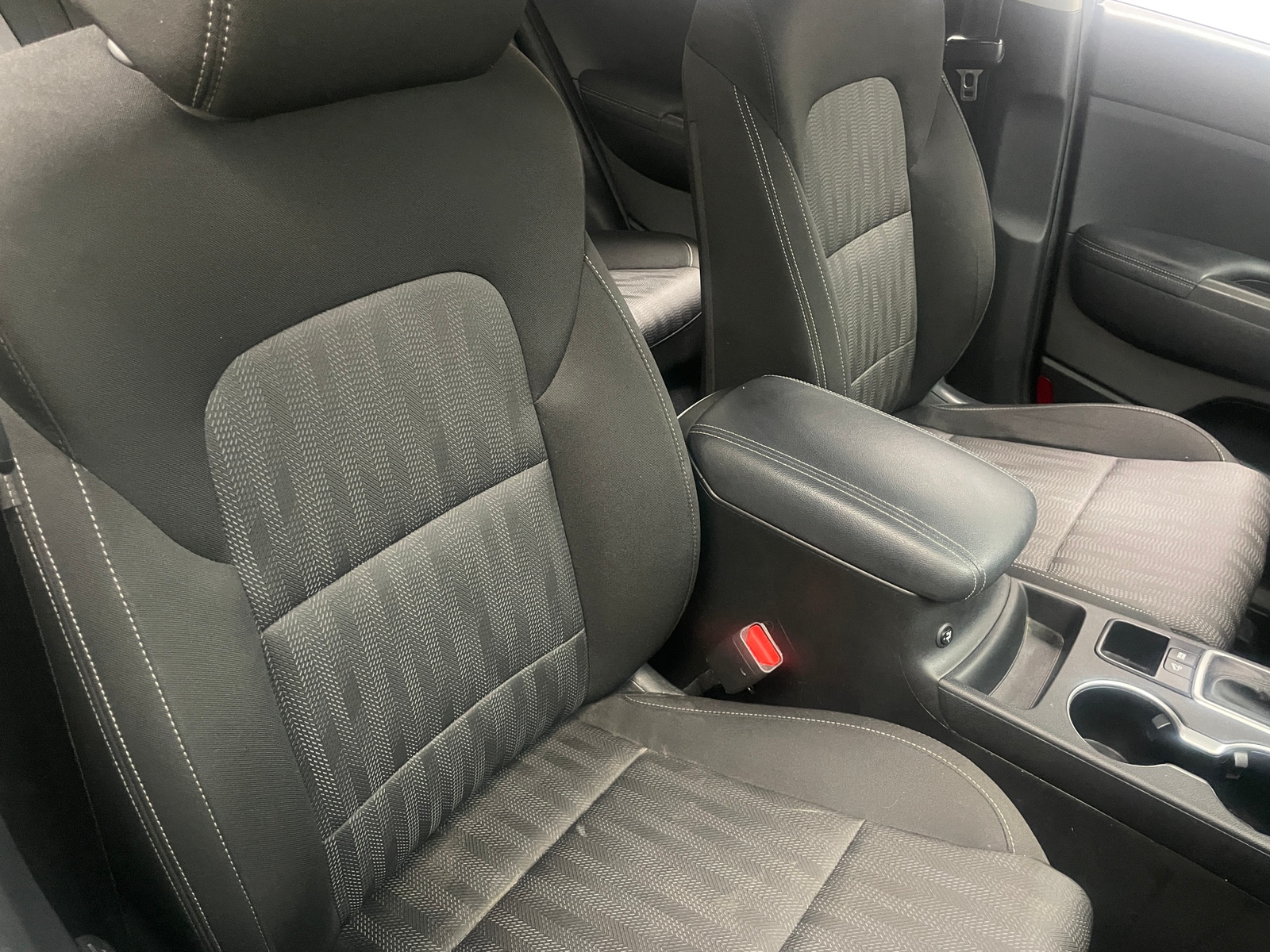 Thumbnail: 2020 Kia Sportage - 2