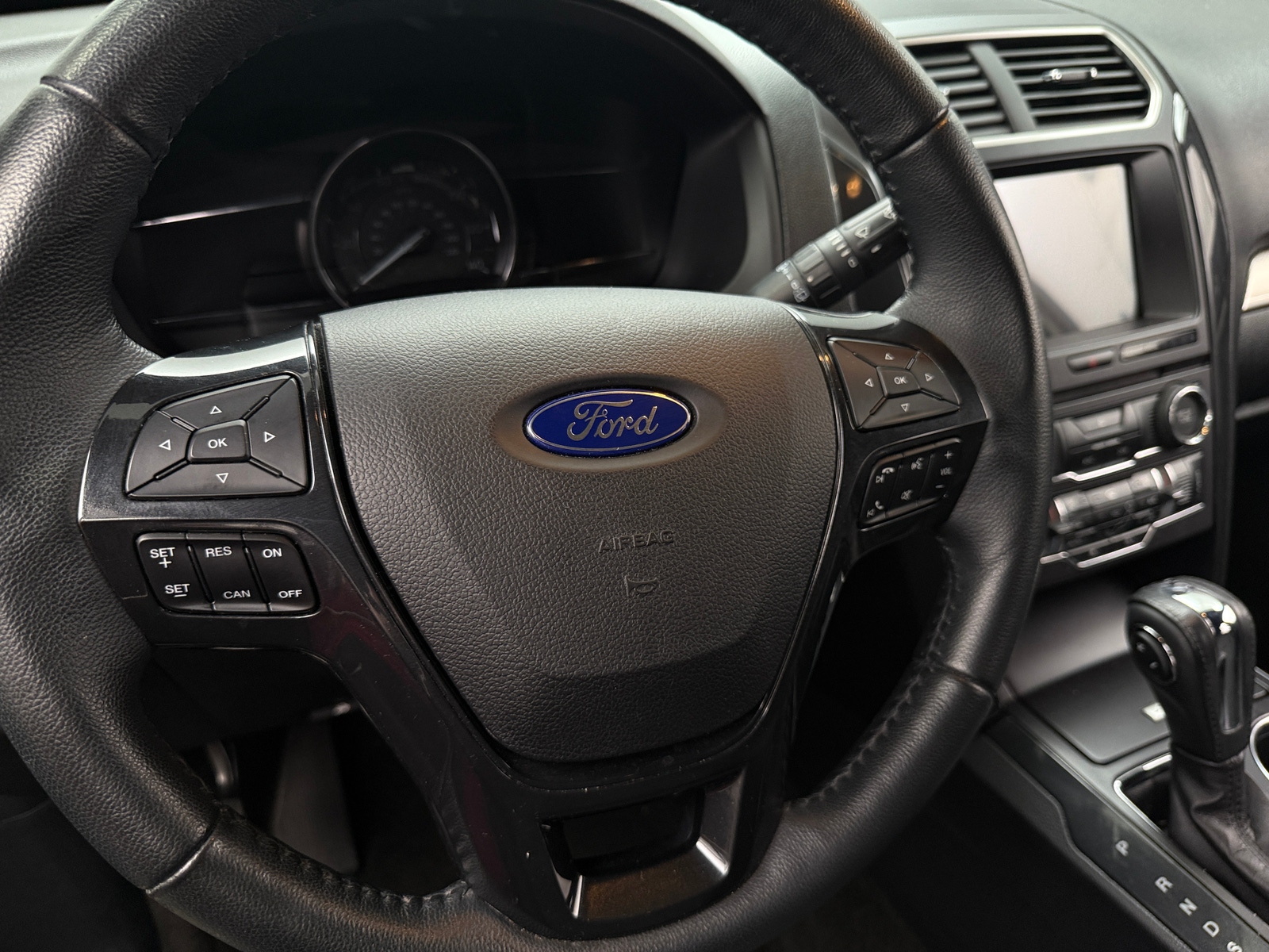 Thumbnail: 2018 Ford Explorer - 5