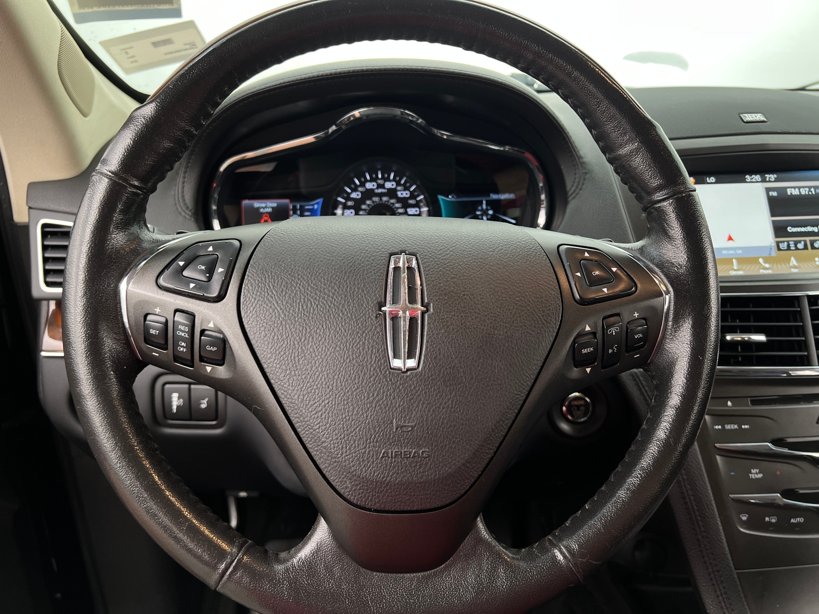 Thumbnail: 2016 Lincoln MKT - 4