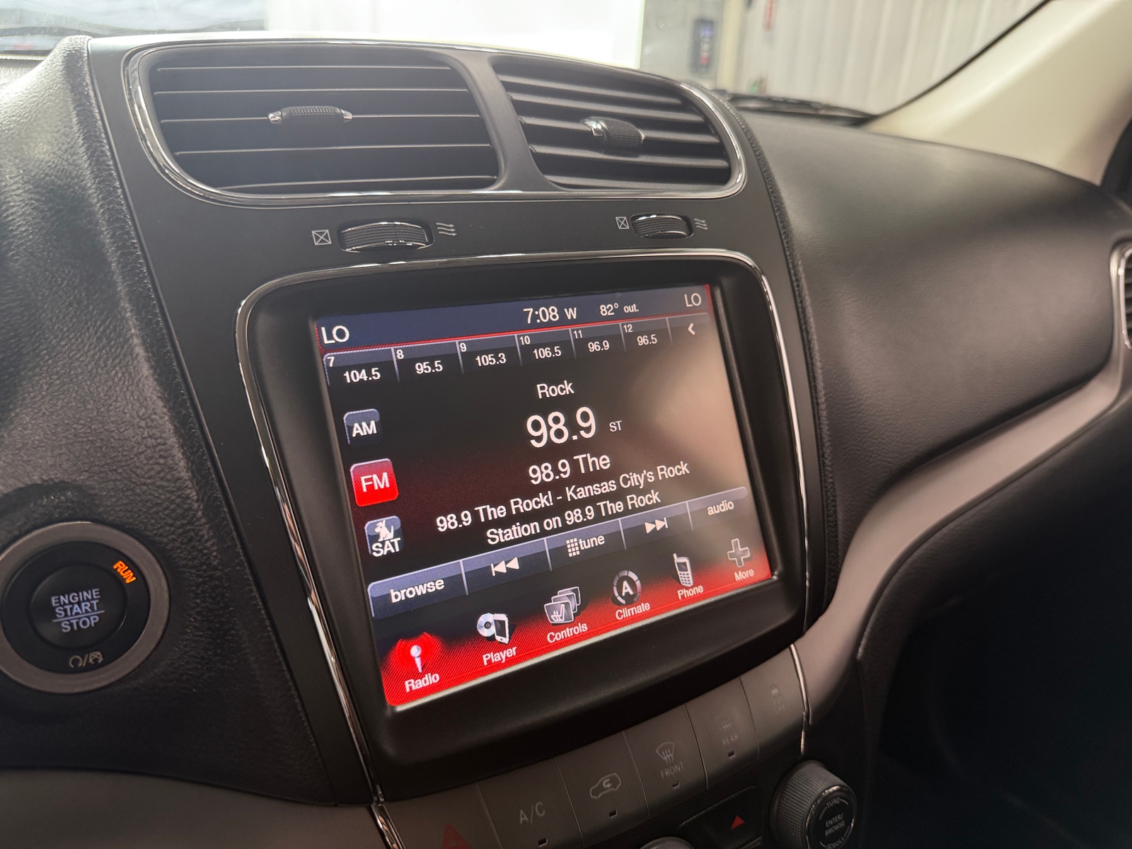 Thumbnail: 2018 Dodge Journey - 3