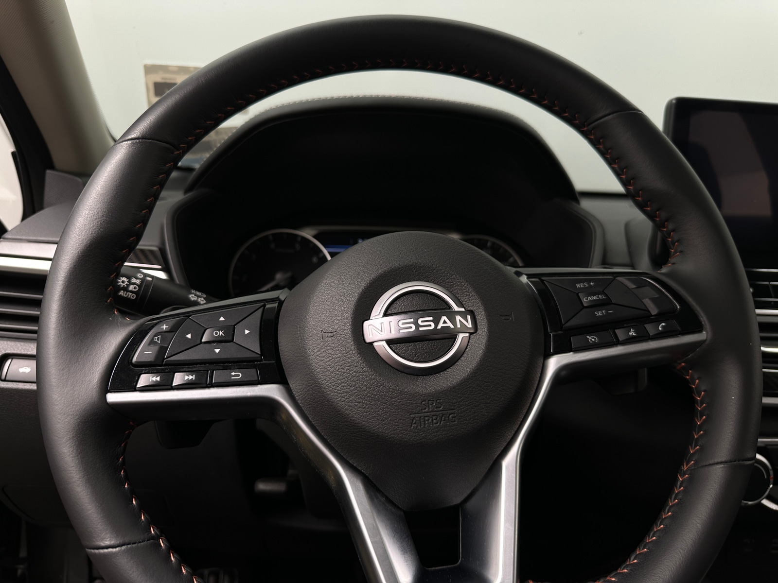 Thumbnail: 2023 Nissan Altima - 4
