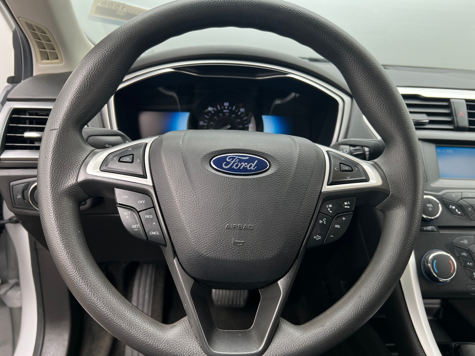 Thumbnail: 2015 Ford Fusion - 5