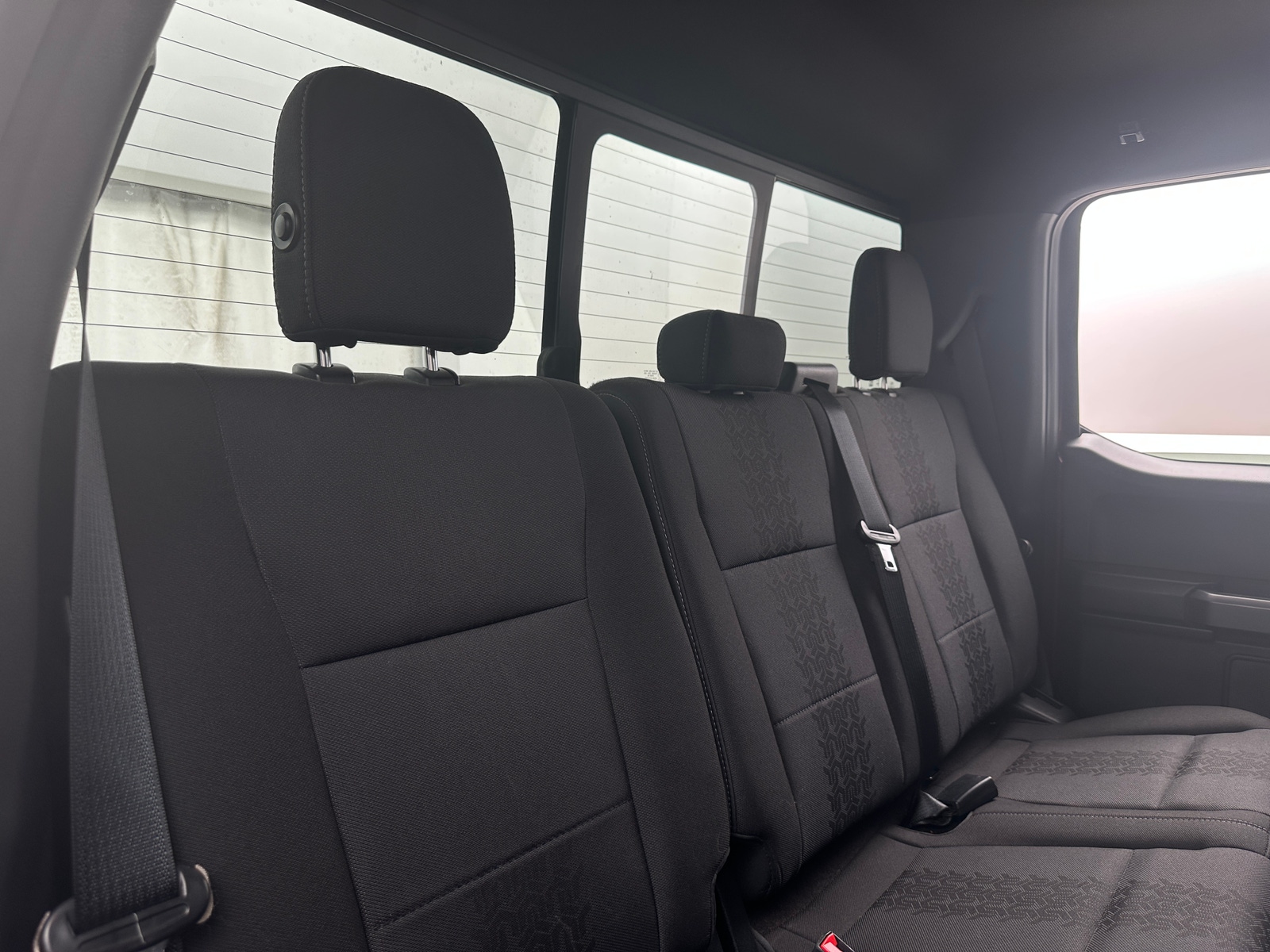 Thumbnail: 2018 Ford Econoline - 6