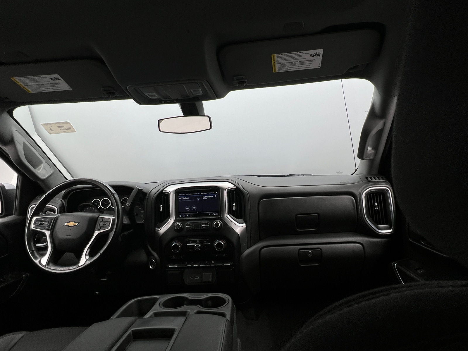 Thumbnail: 2020 Chevrolet Silverado 1500 - 3