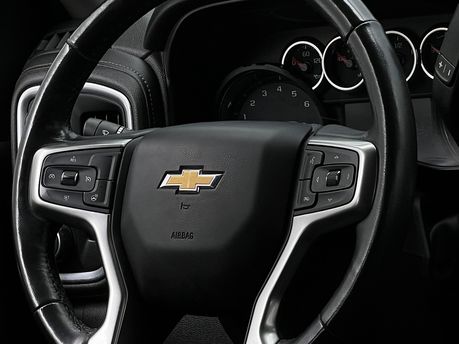 Thumbnail: 2020 Chevrolet Silverado 1500 - 5