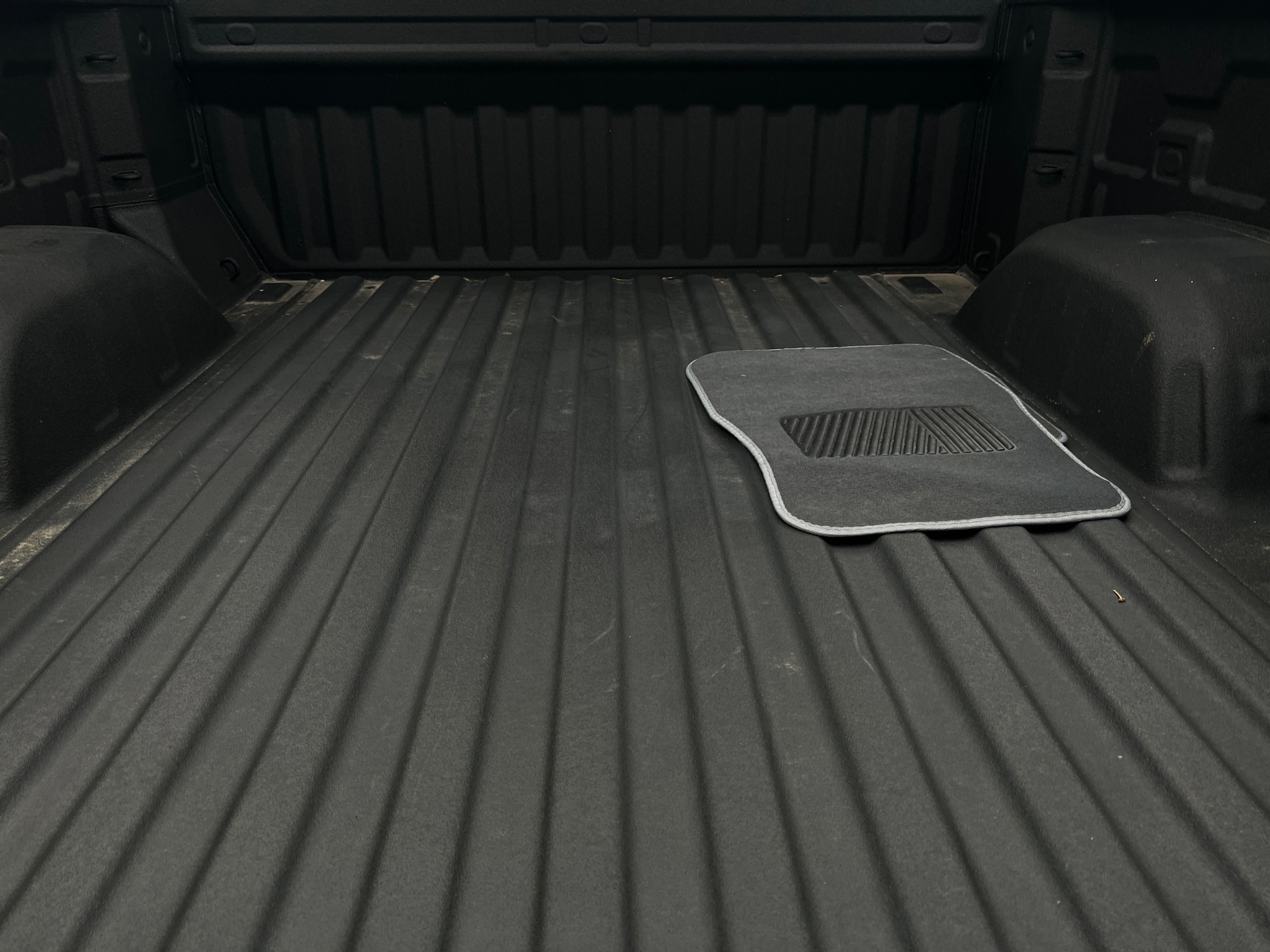 Thumbnail: 2020 Chevrolet Silverado 1500 - 7