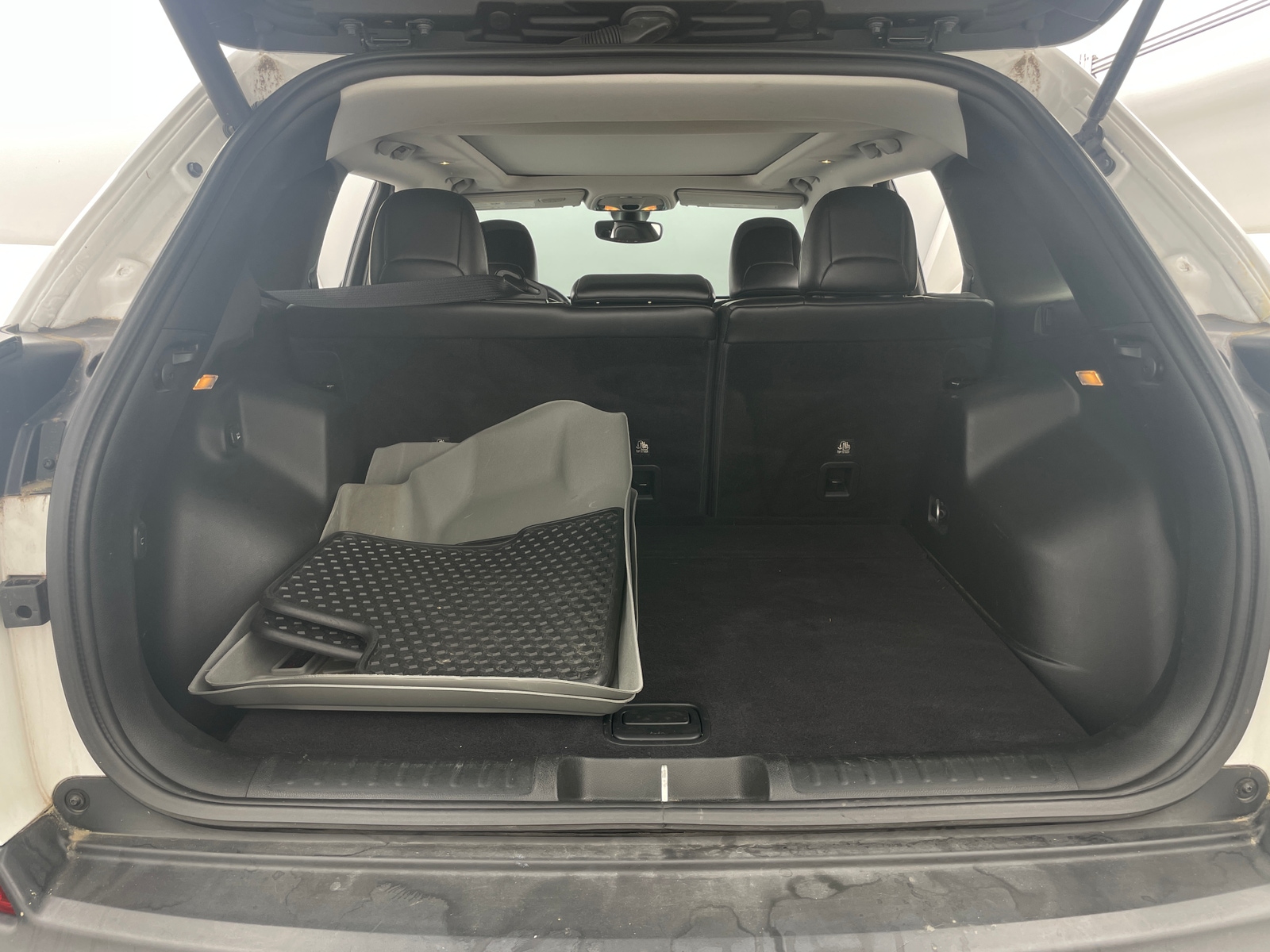Thumbnail: 2019 Jeep Cherokee - 6