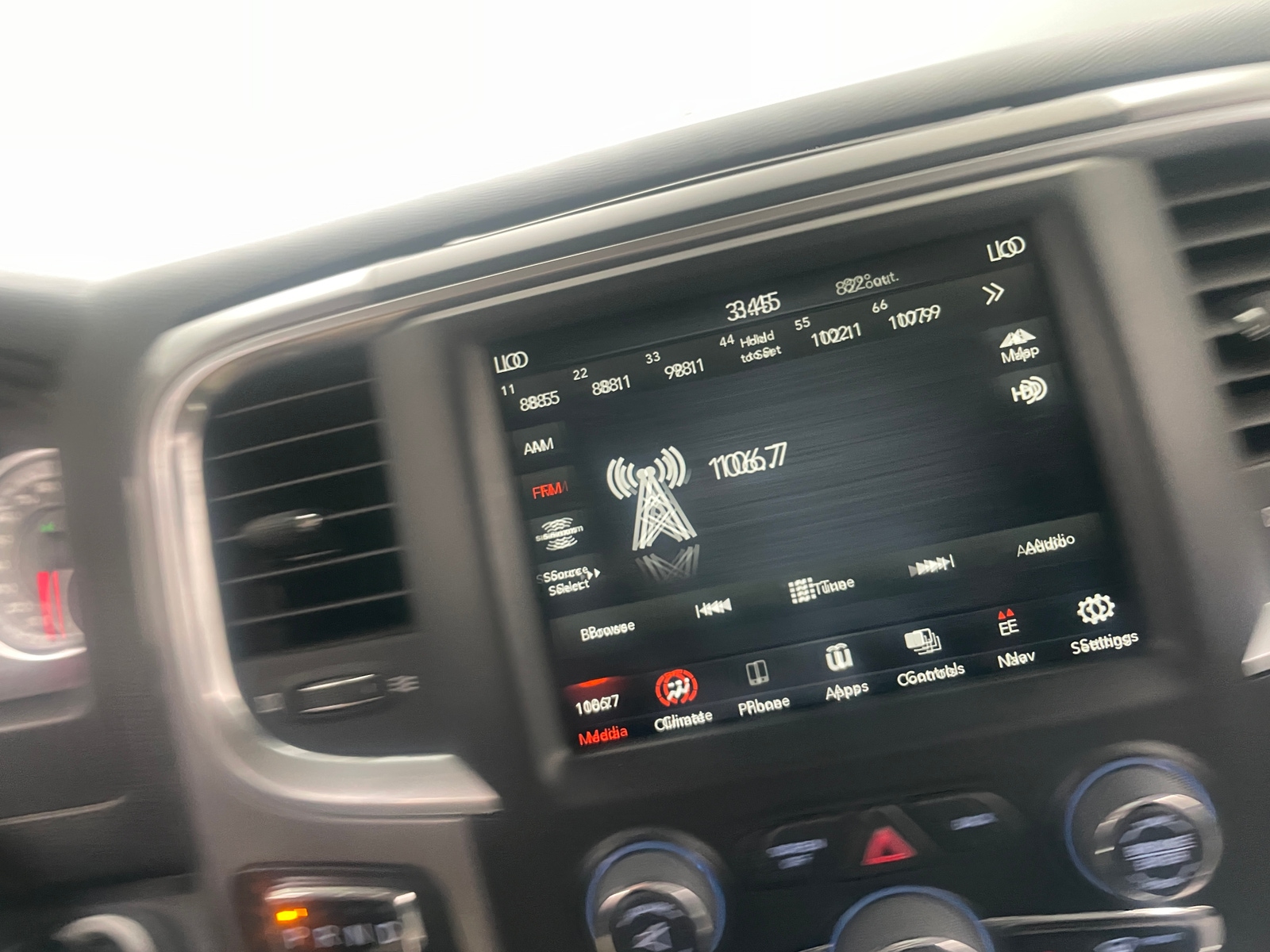 Thumbnail: 2023 RAM 1500 Classic - 4