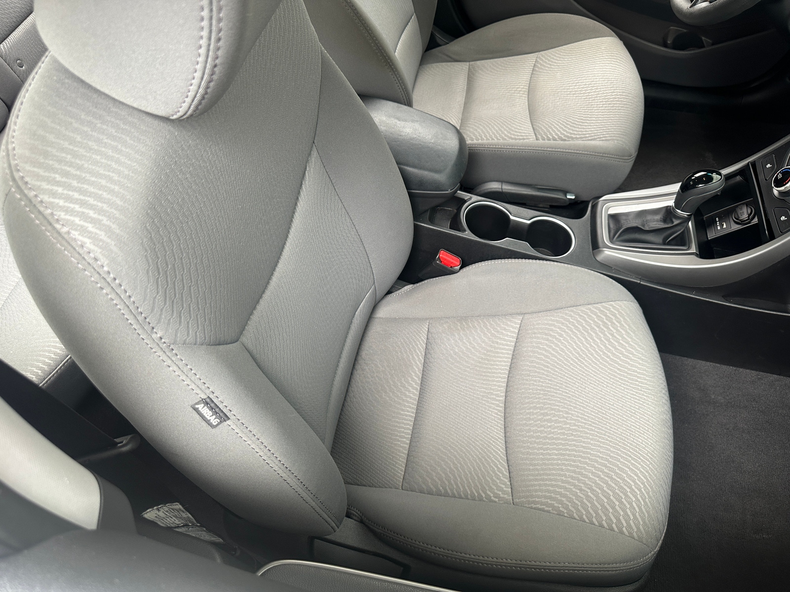Thumbnail: 2014 Hyundai Elantra - 2