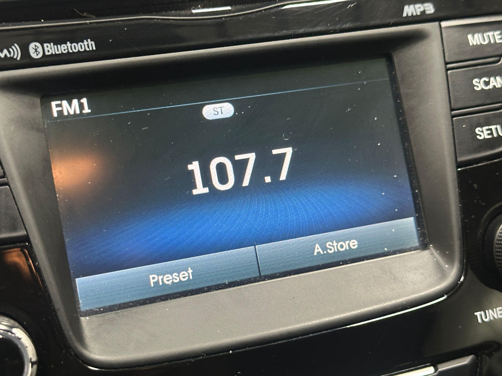 Thumbnail: 2014 Hyundai Elantra - 4