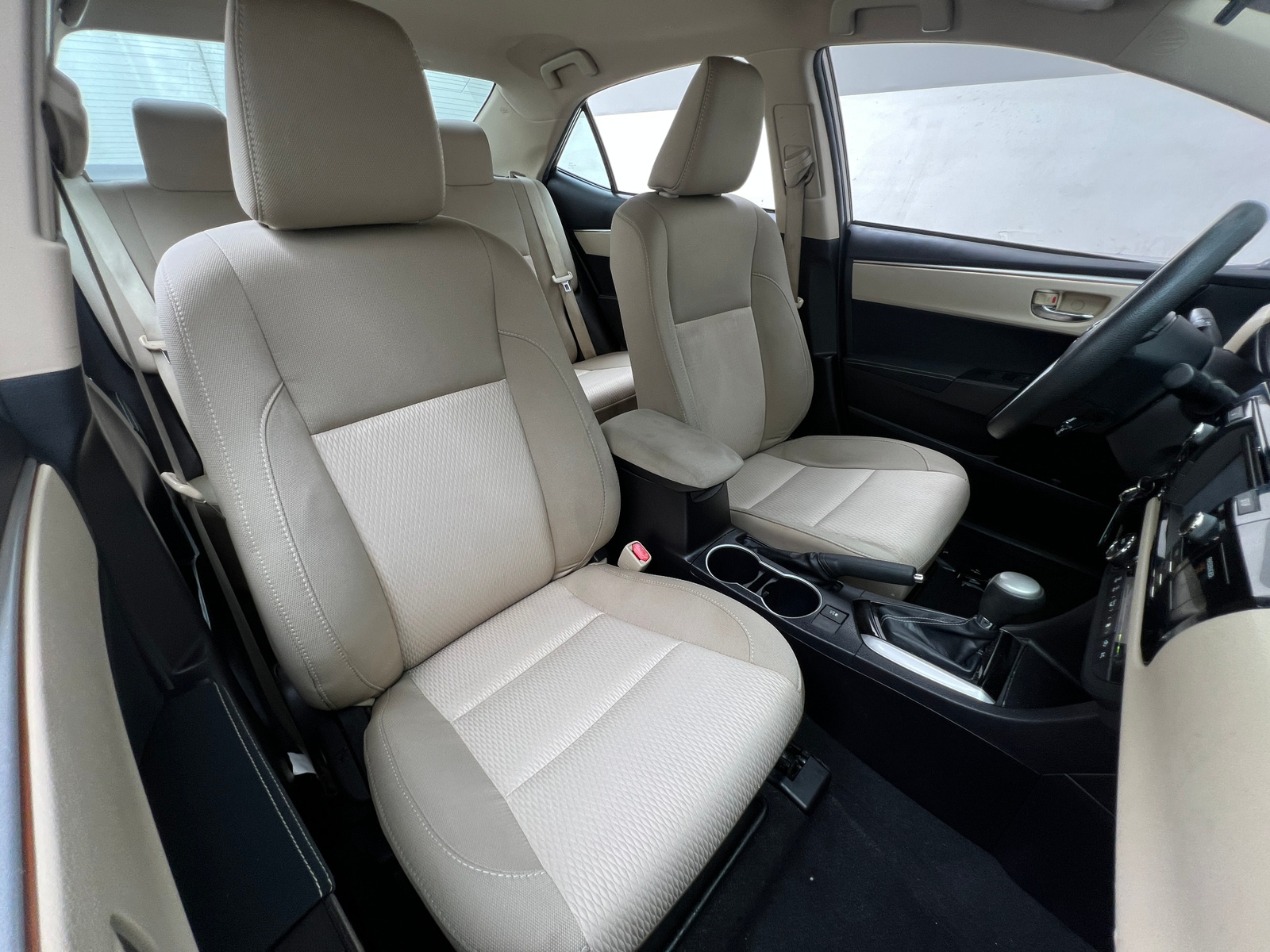 Thumbnail: 2014 Toyota Corolla - 2