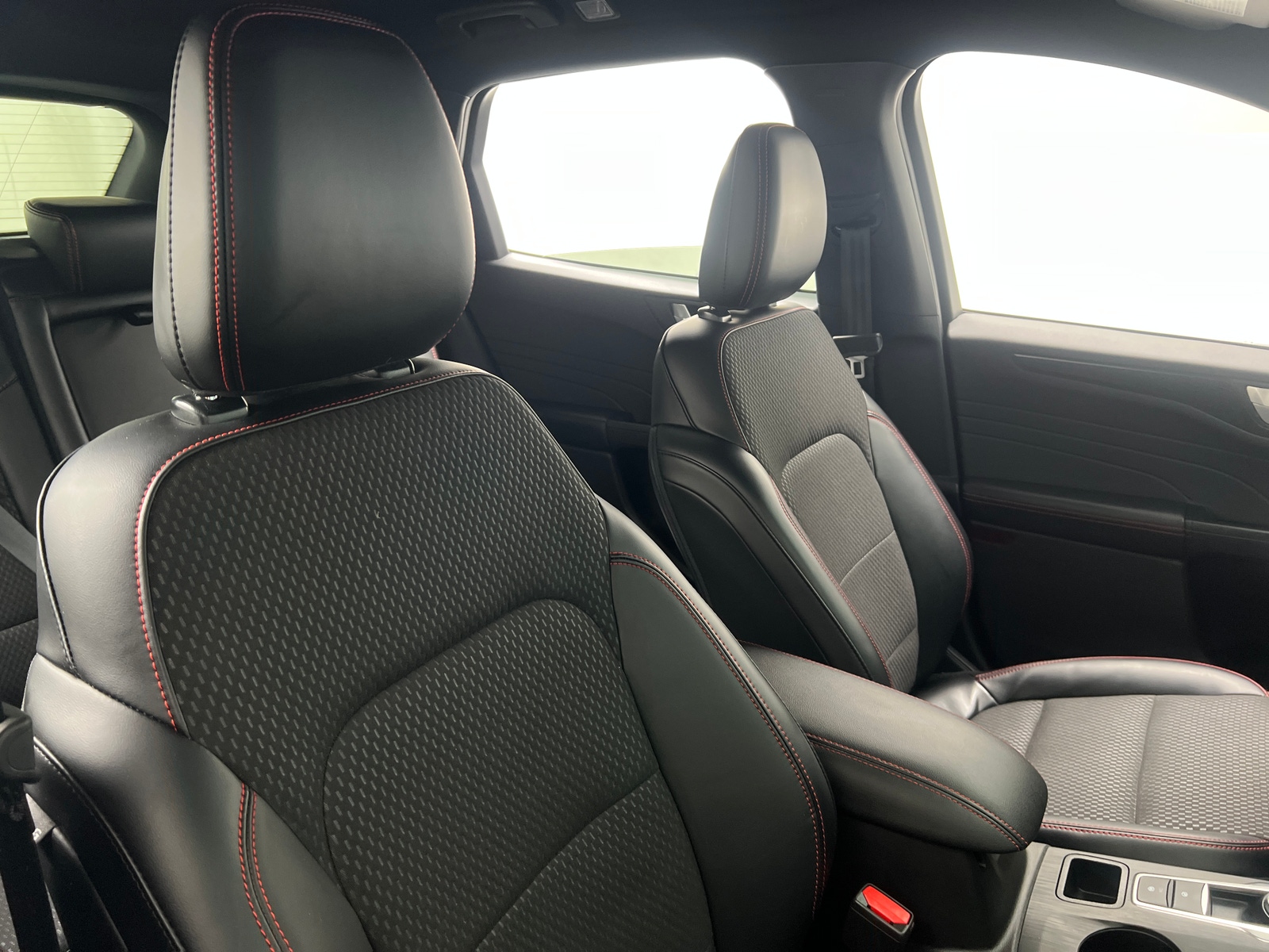 Thumbnail: 2023 Ford Escape - 2