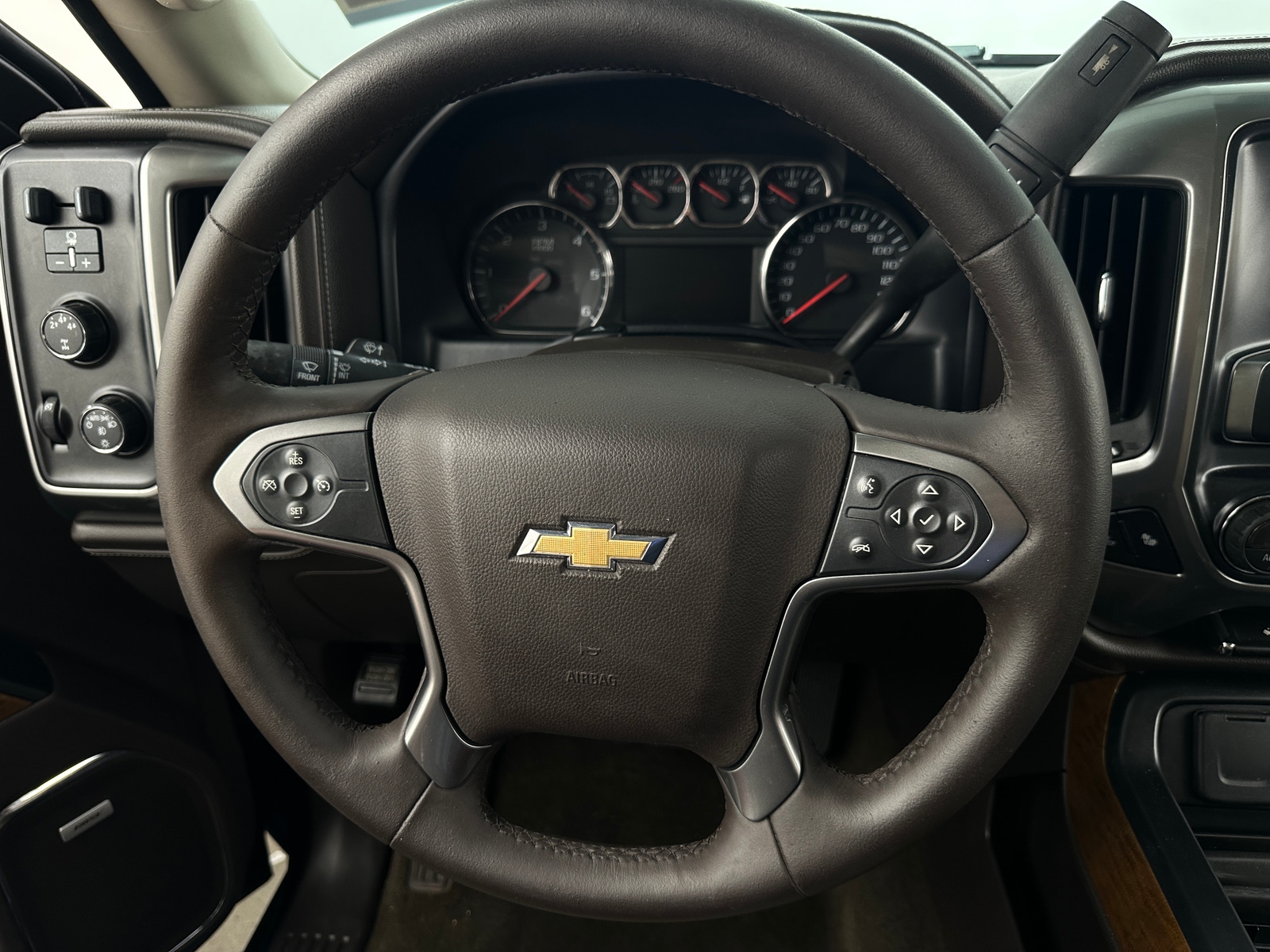 Thumbnail: 2015 Chevrolet Silverado 2500 - 4