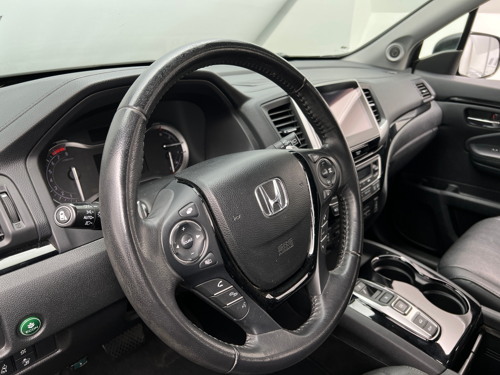 Thumbnail: 2018 Honda Pilot - 4