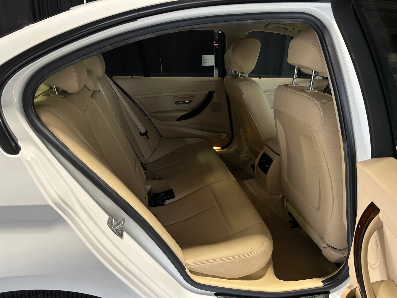 Thumbnail: 2016 BMW 3 Series - 5