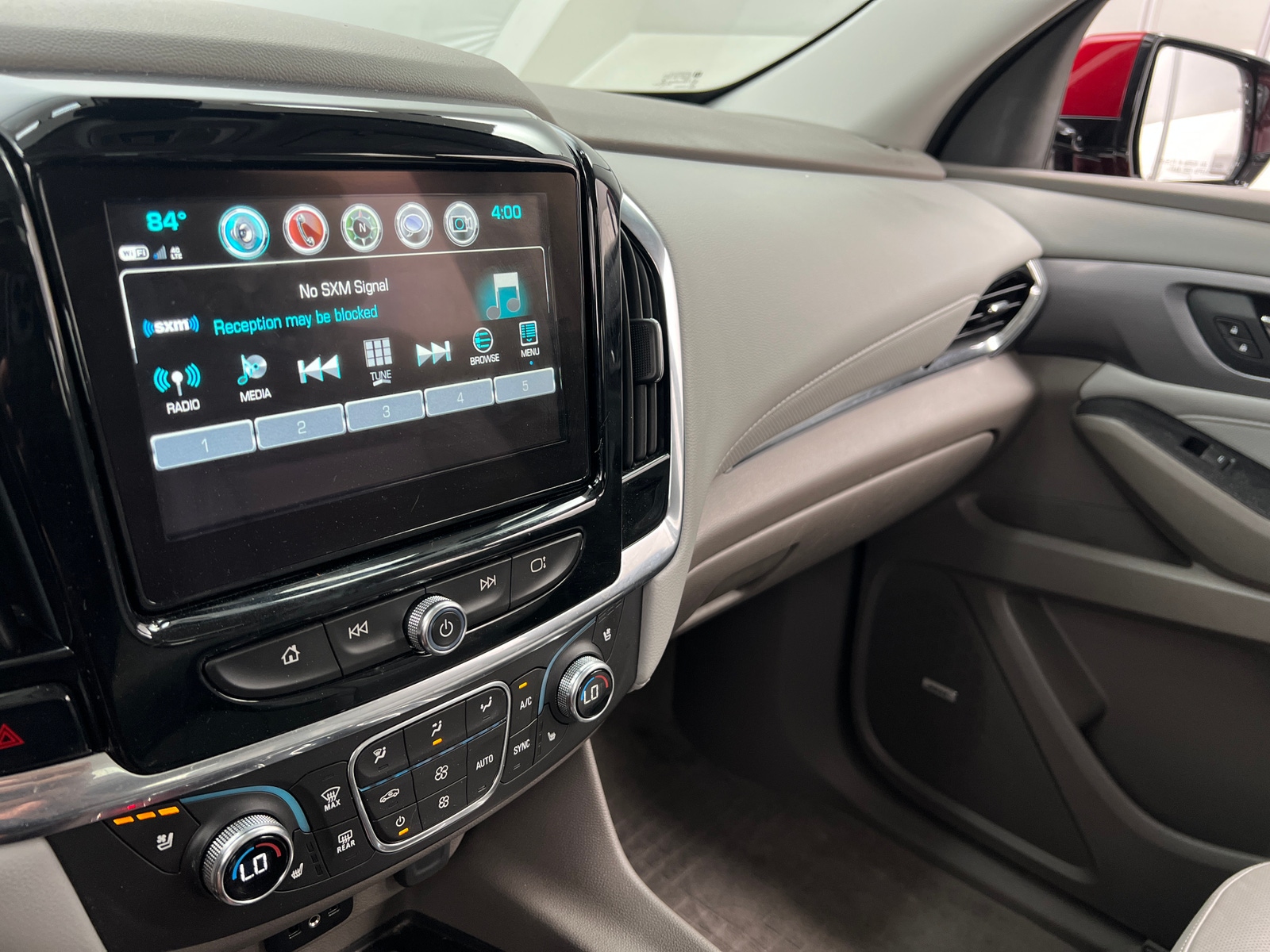 Thumbnail: 2019 Chevrolet Traverse - 3