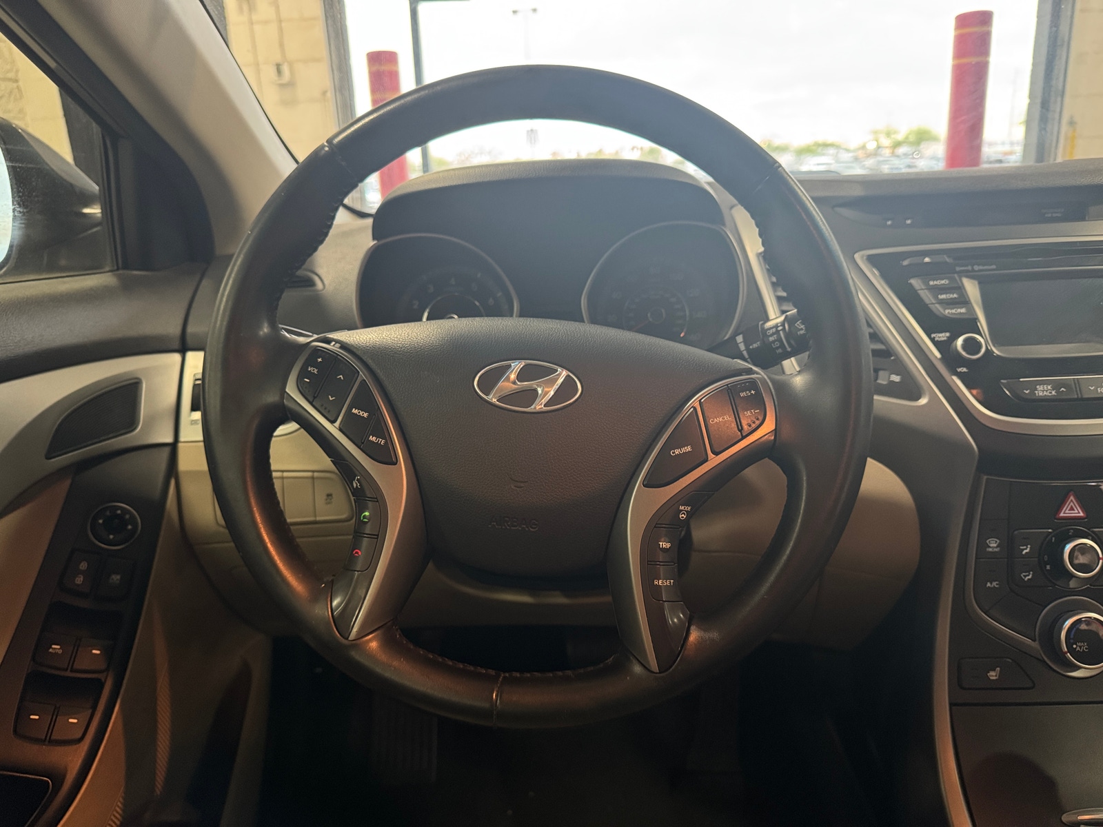 Thumbnail: 2014 Hyundai Elantra - 4