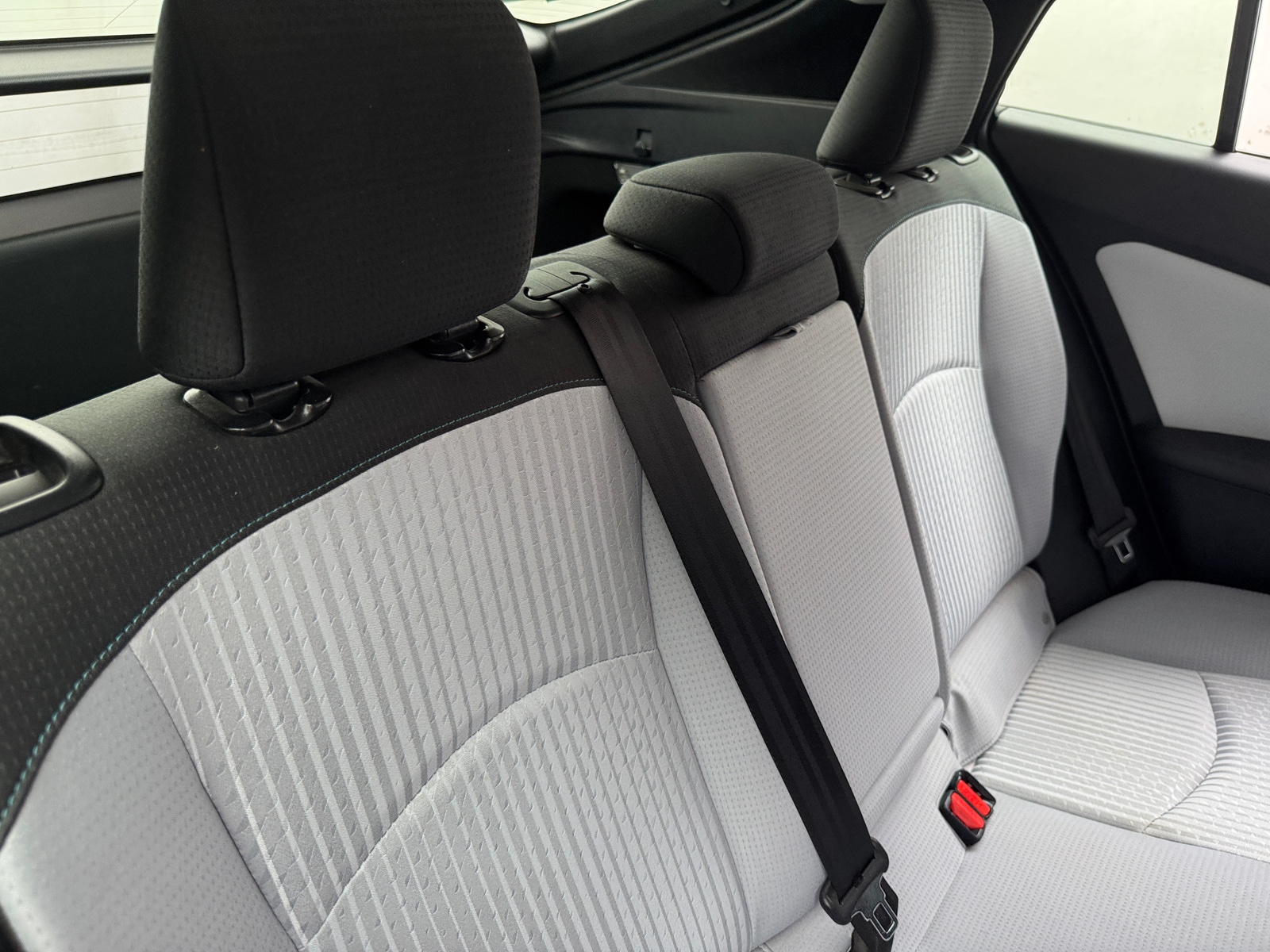 Thumbnail: 2016 Toyota Prius - 6