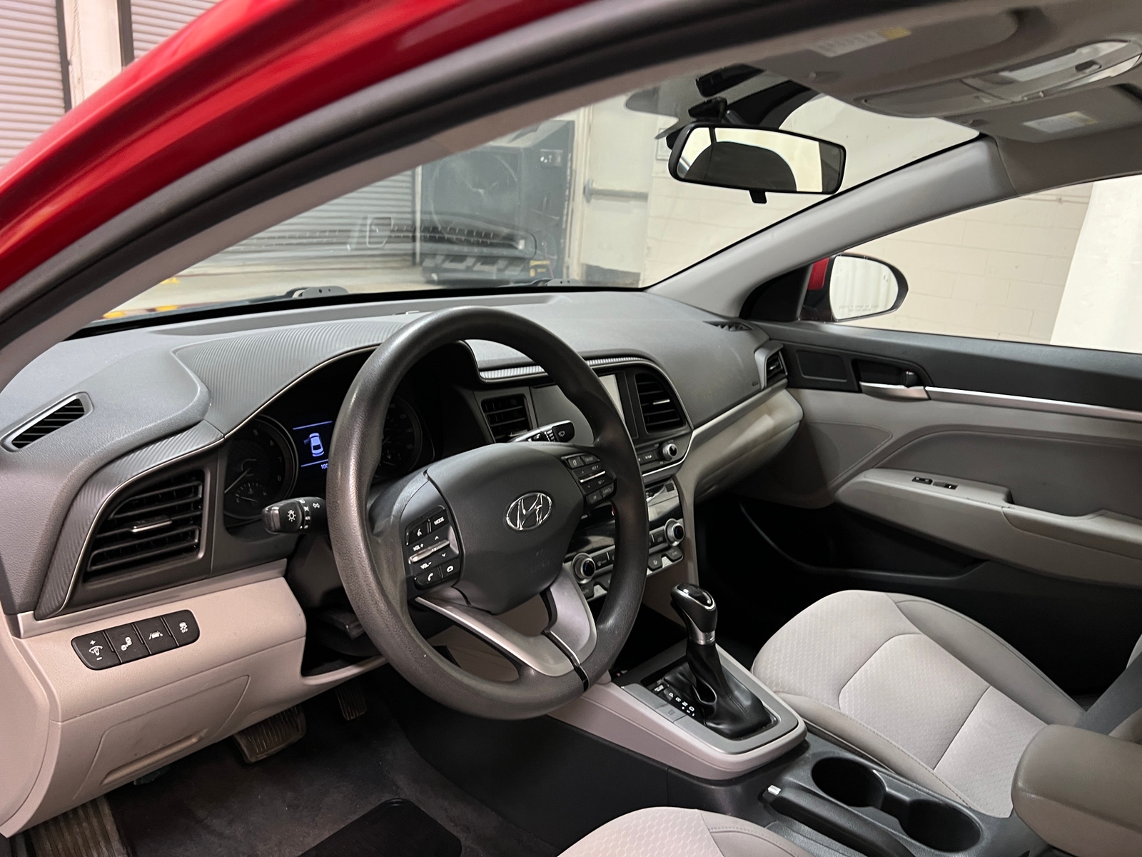 Thumbnail: 2020 Hyundai Elantra - 3