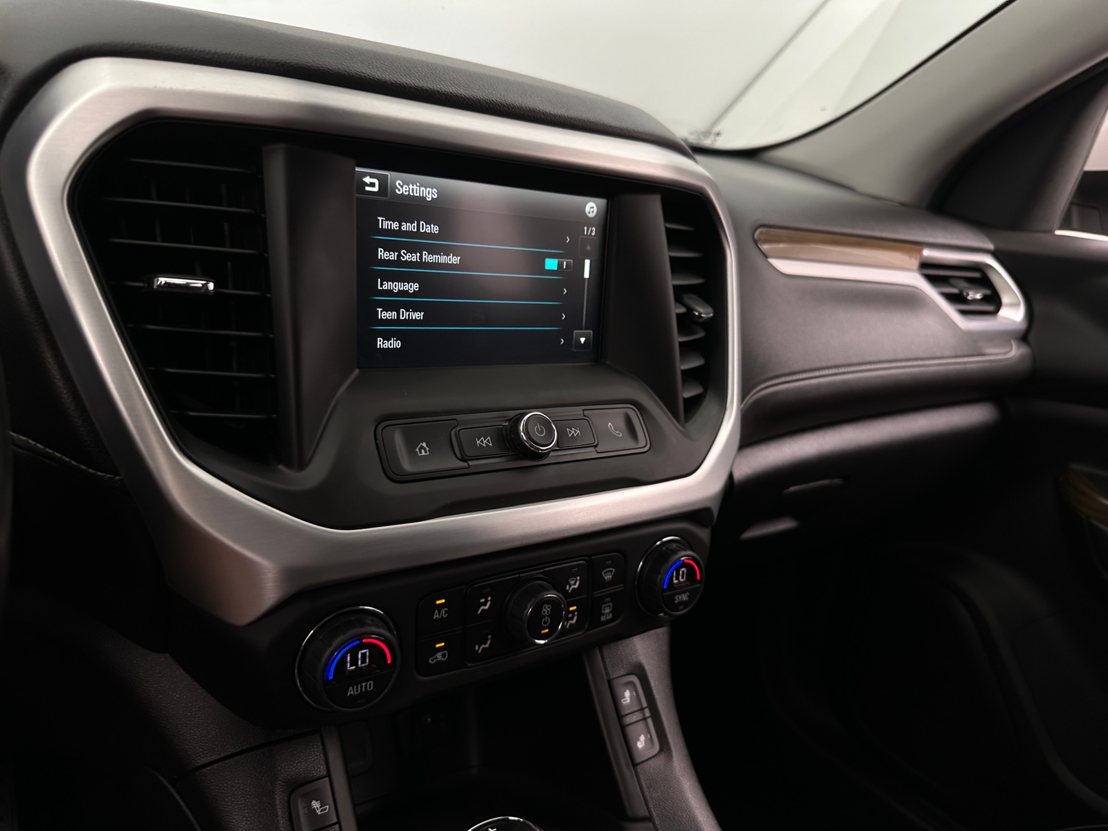 Thumbnail: 2019 GMC Acadia - 4