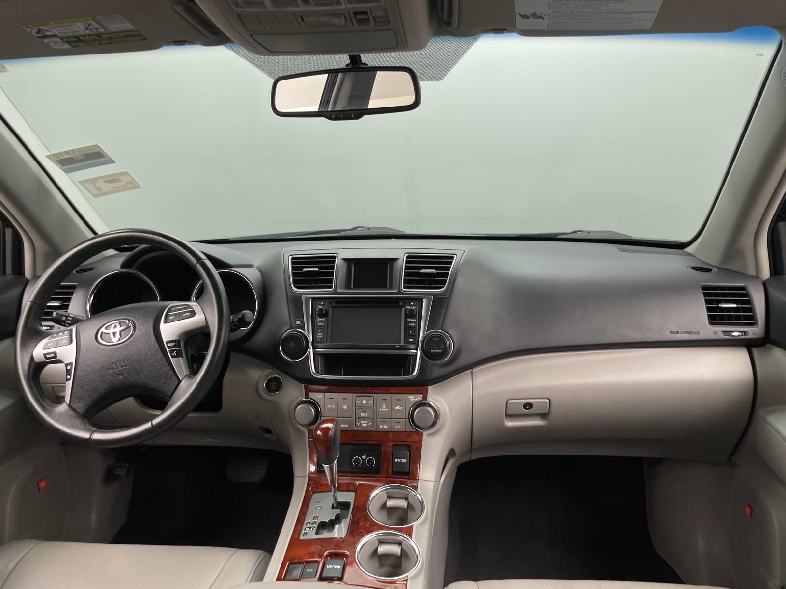 Thumbnail: 2013 Toyota Highlander - 2