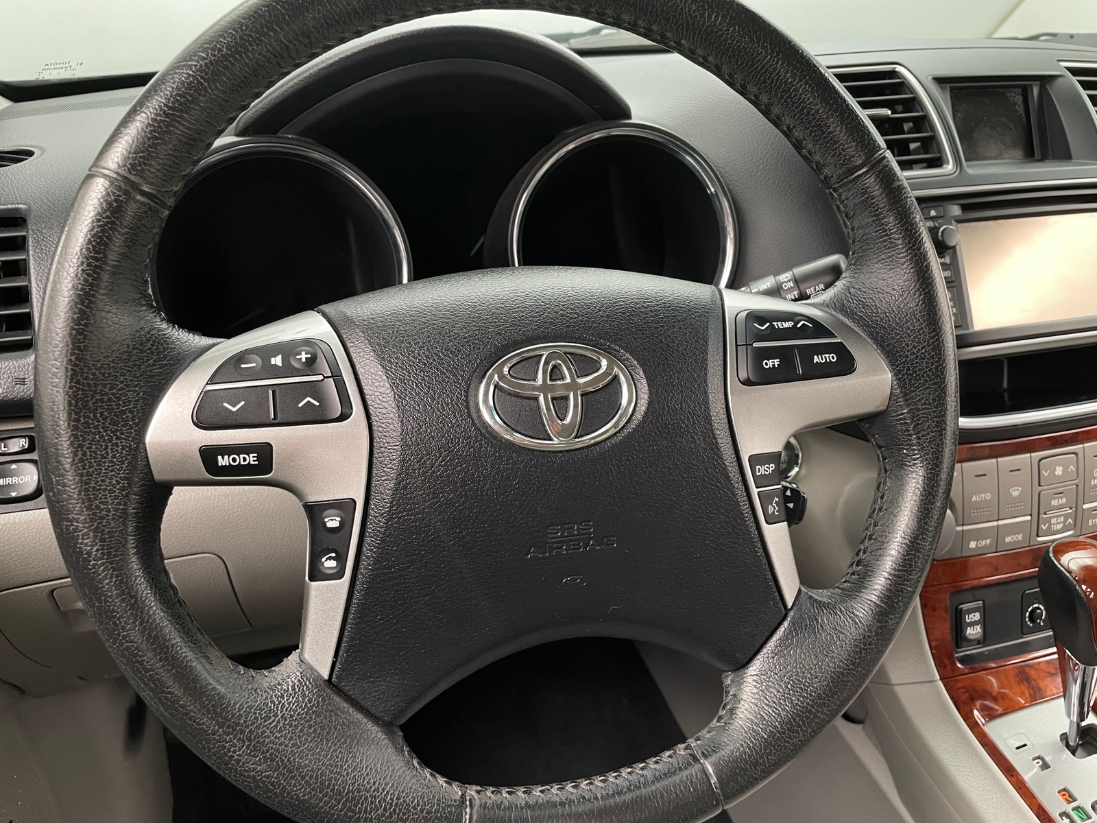 Thumbnail: 2013 Toyota Highlander - 4