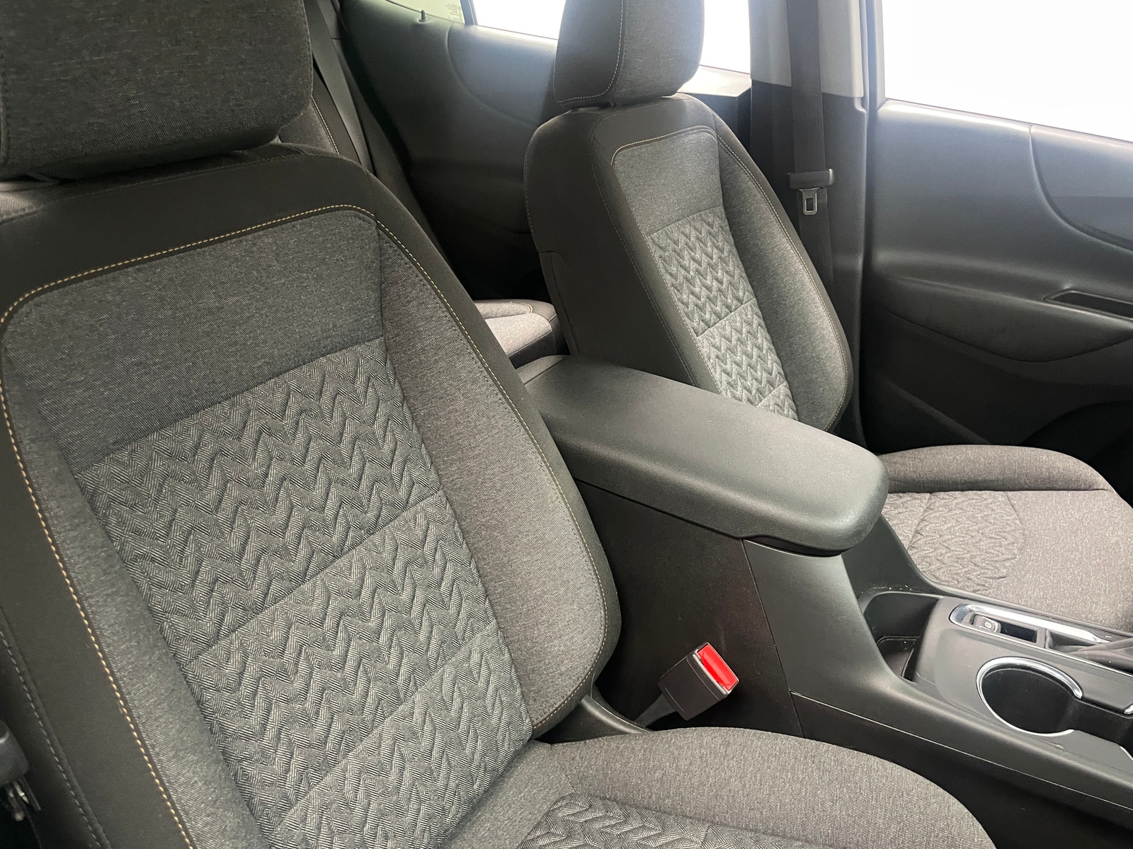 Thumbnail: 2023 Chevrolet Equinox - 2