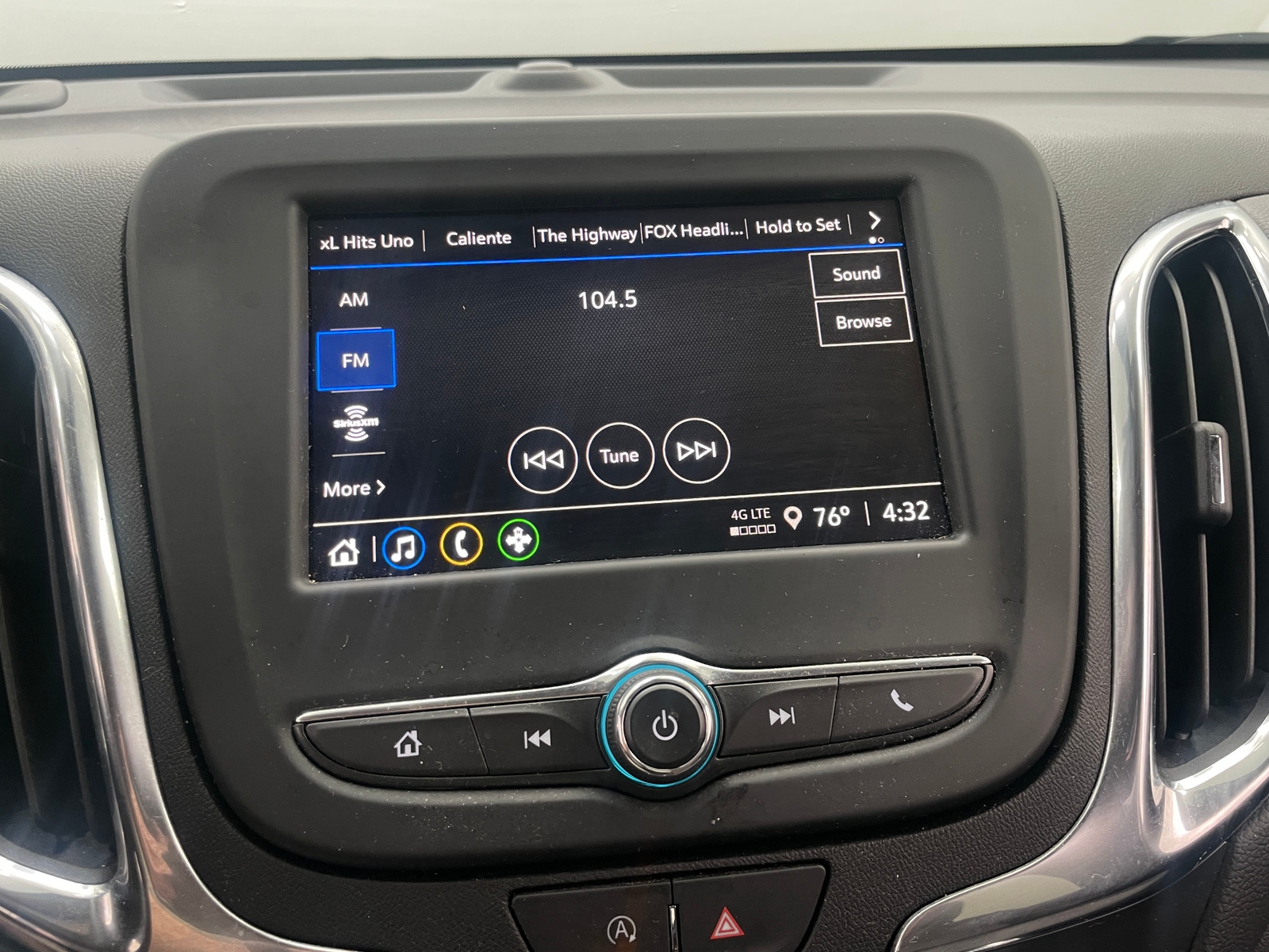 Thumbnail: 2023 Chevrolet Equinox - 4