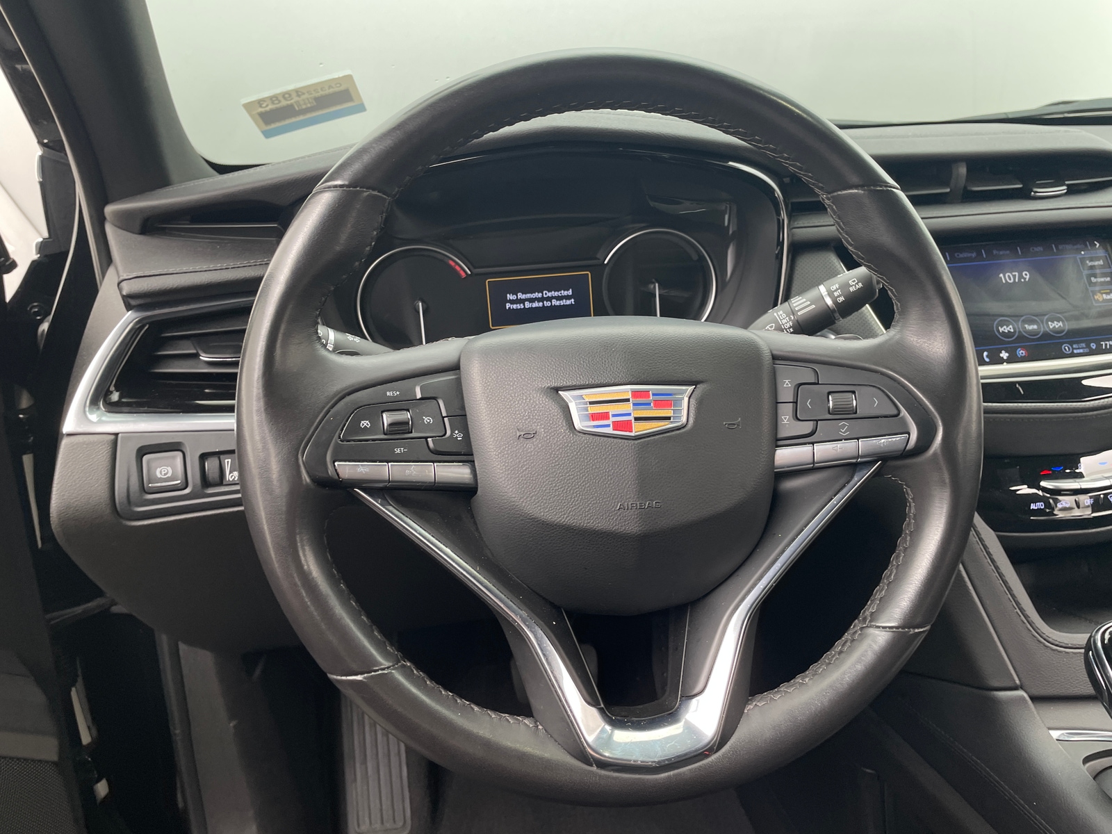 Thumbnail: 2023 Cadillac XT6 - 4