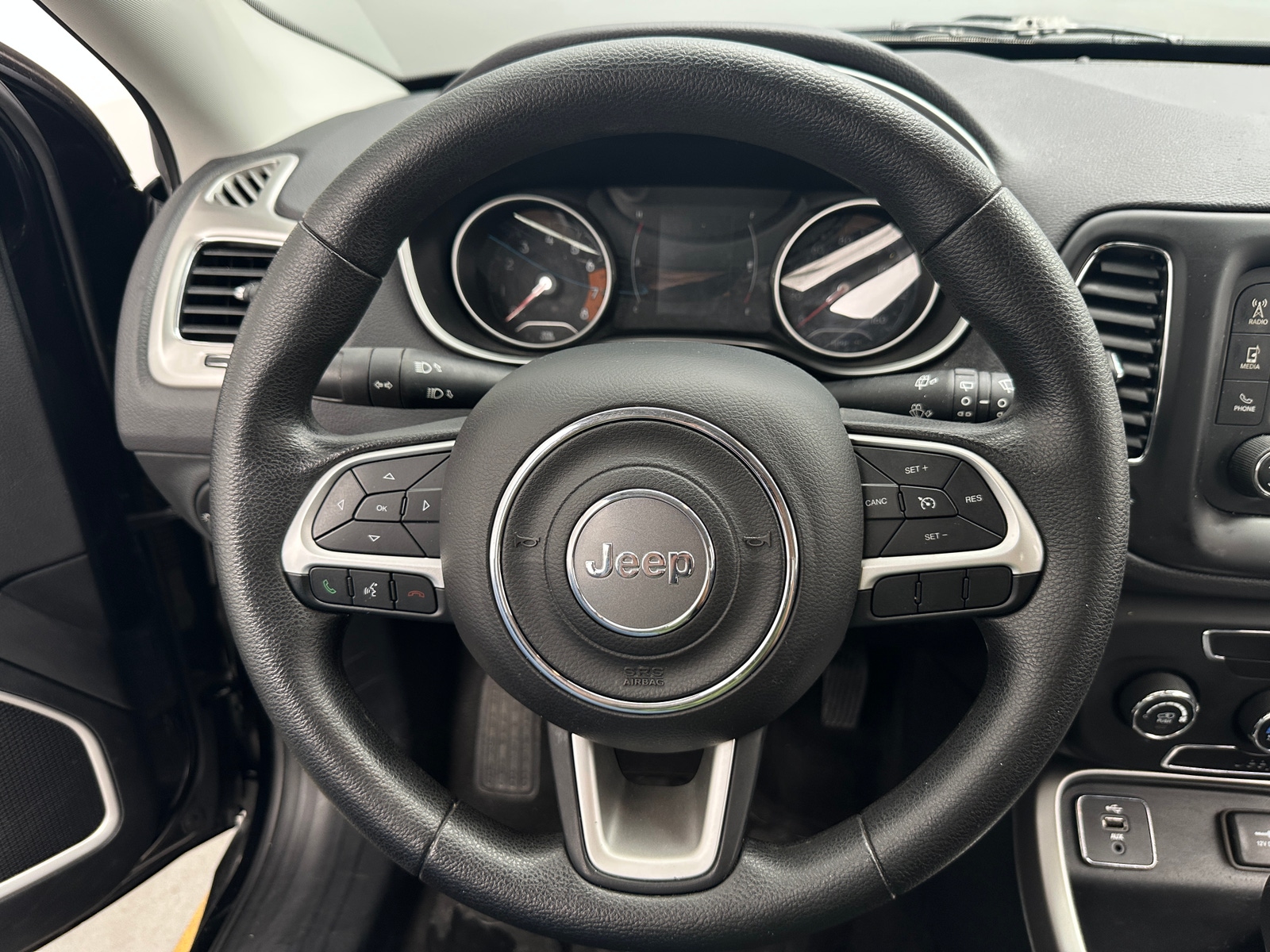 Thumbnail: 2018 Jeep Compass - 5