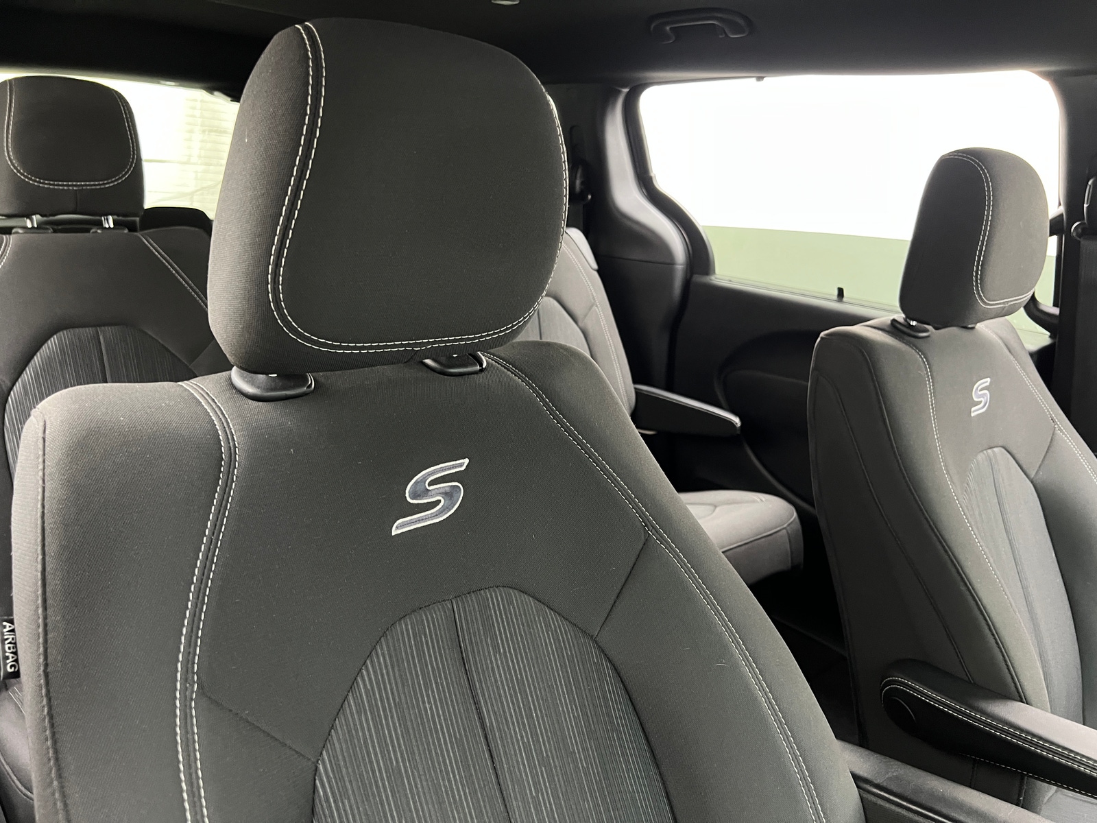 Thumbnail: 2019 Chrysler Pacifica - 2