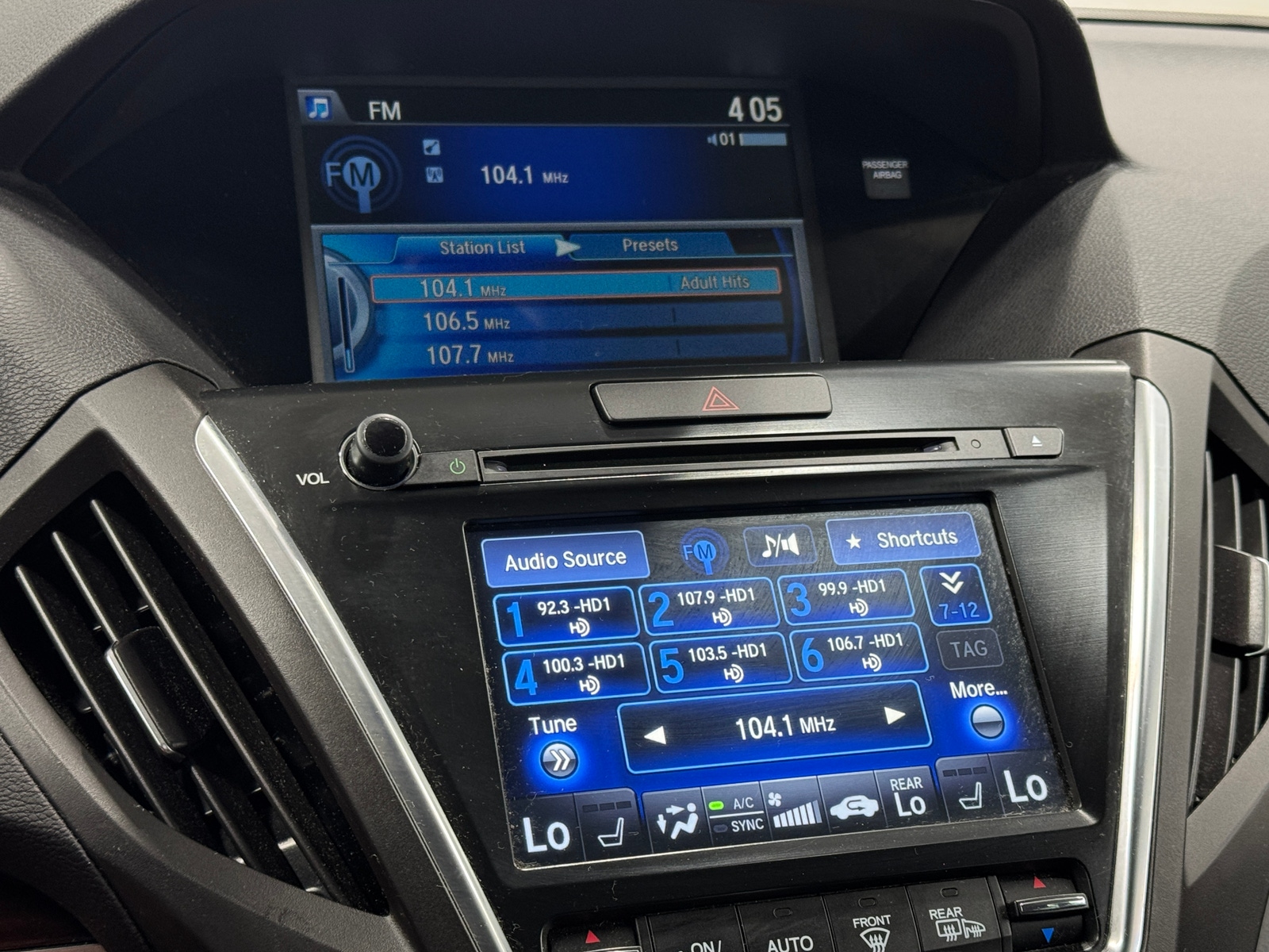 Thumbnail: 2016 Acura MDX - 3
