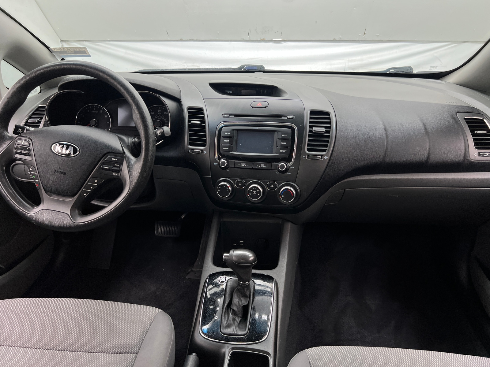 Thumbnail: 2018 Kia Forte - 3