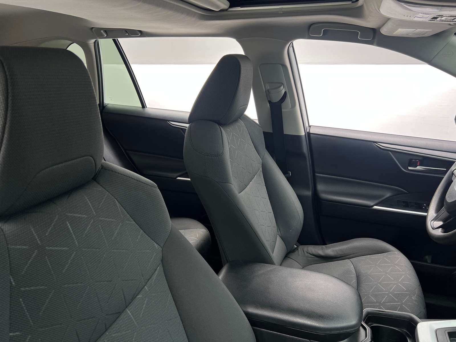 Thumbnail: 2021 Toyota RAV4 - 2