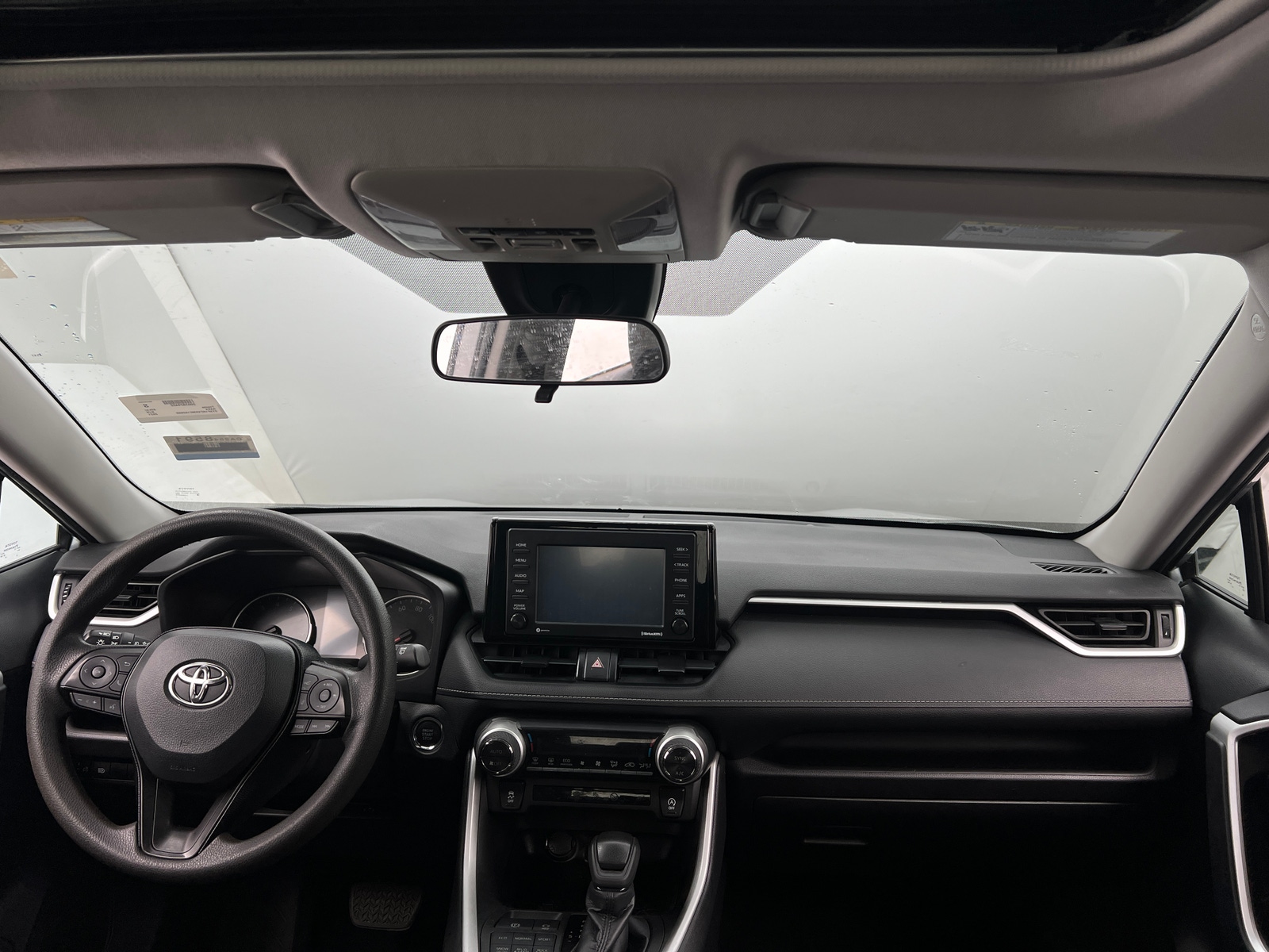 Thumbnail: 2021 Toyota RAV4 - 3