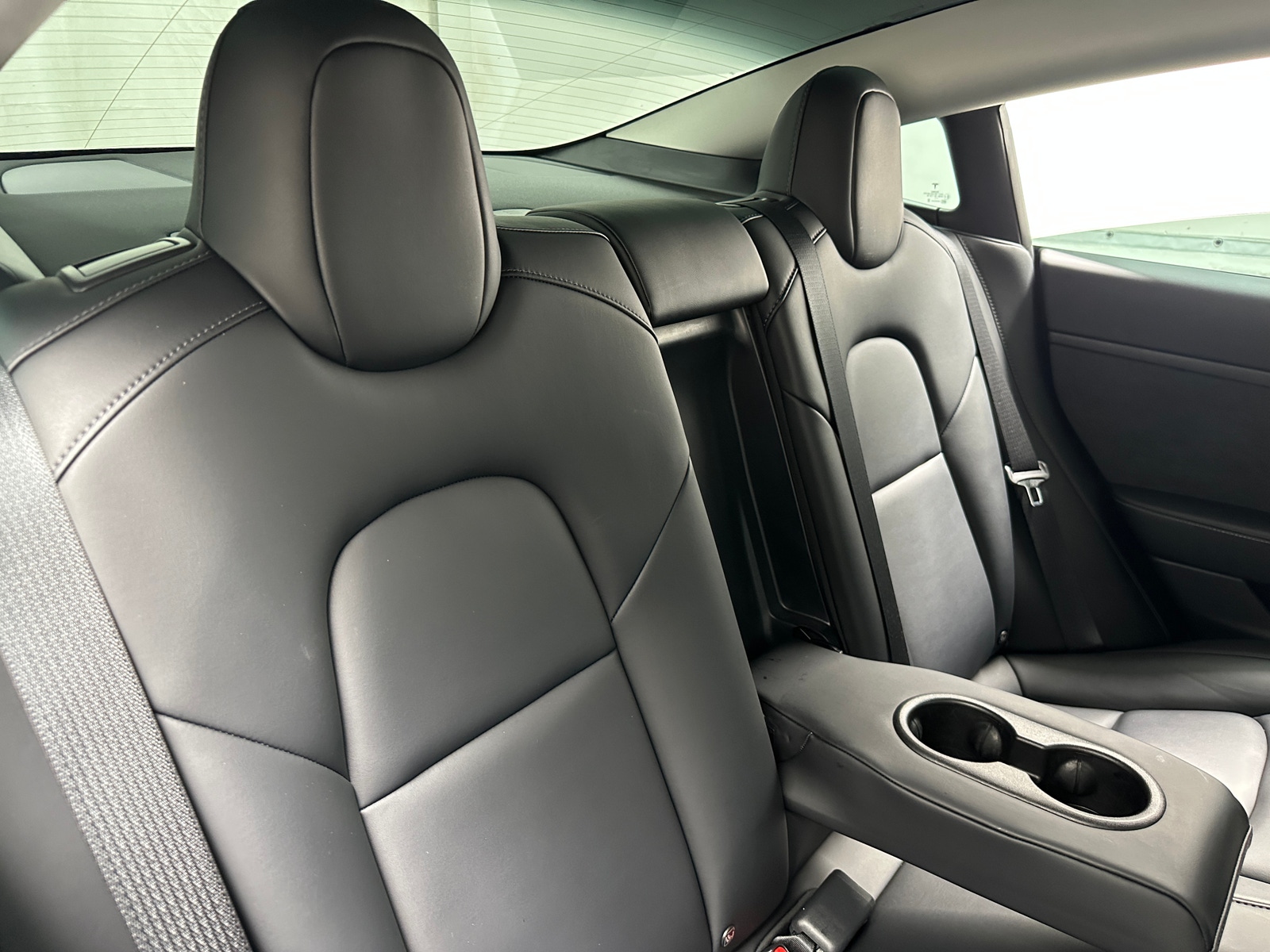Thumbnail: 2022 Tesla Model 3 - 4
