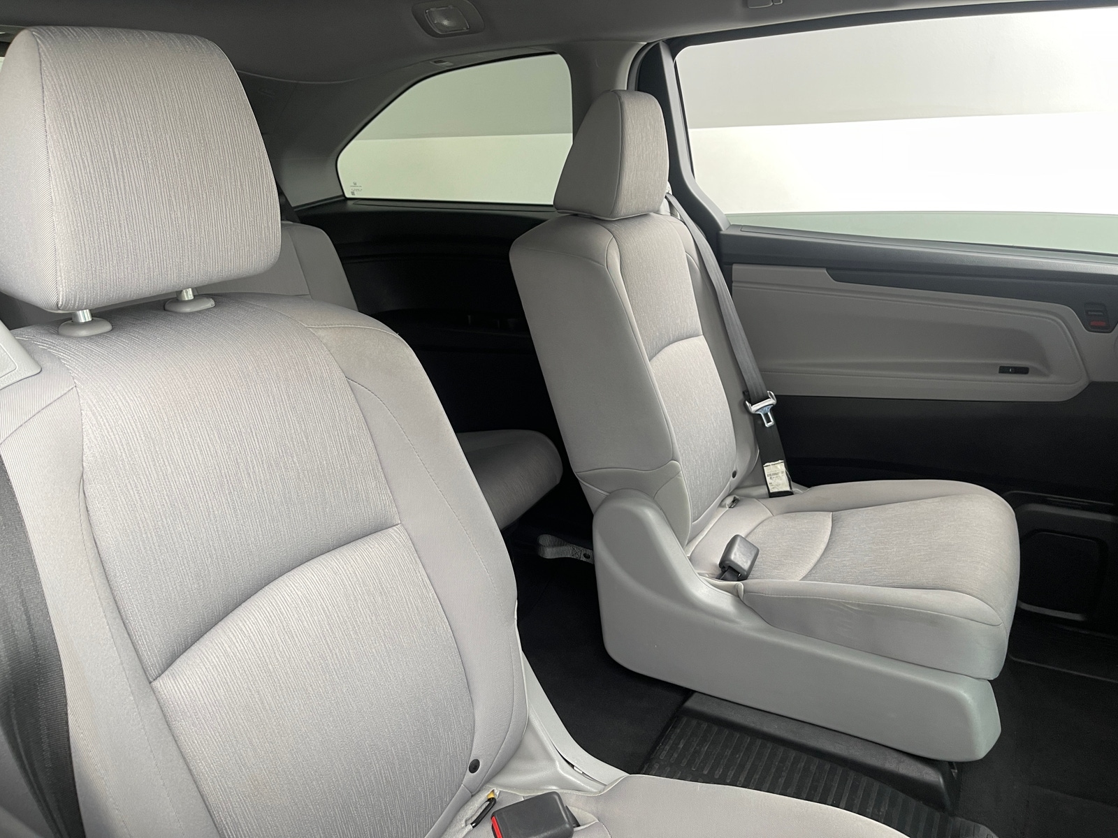Thumbnail: 2019 Honda Odyssey - 6