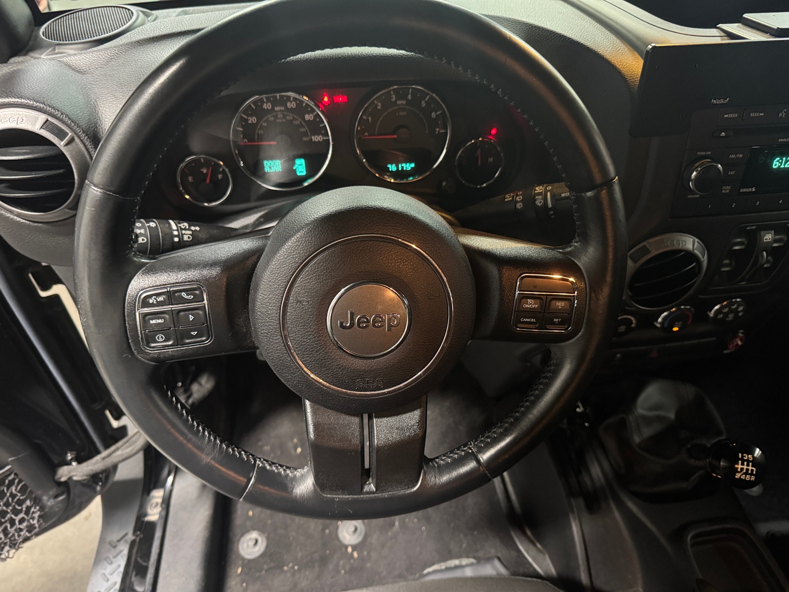 Thumbnail: 2015 Jeep Wrangler - 5