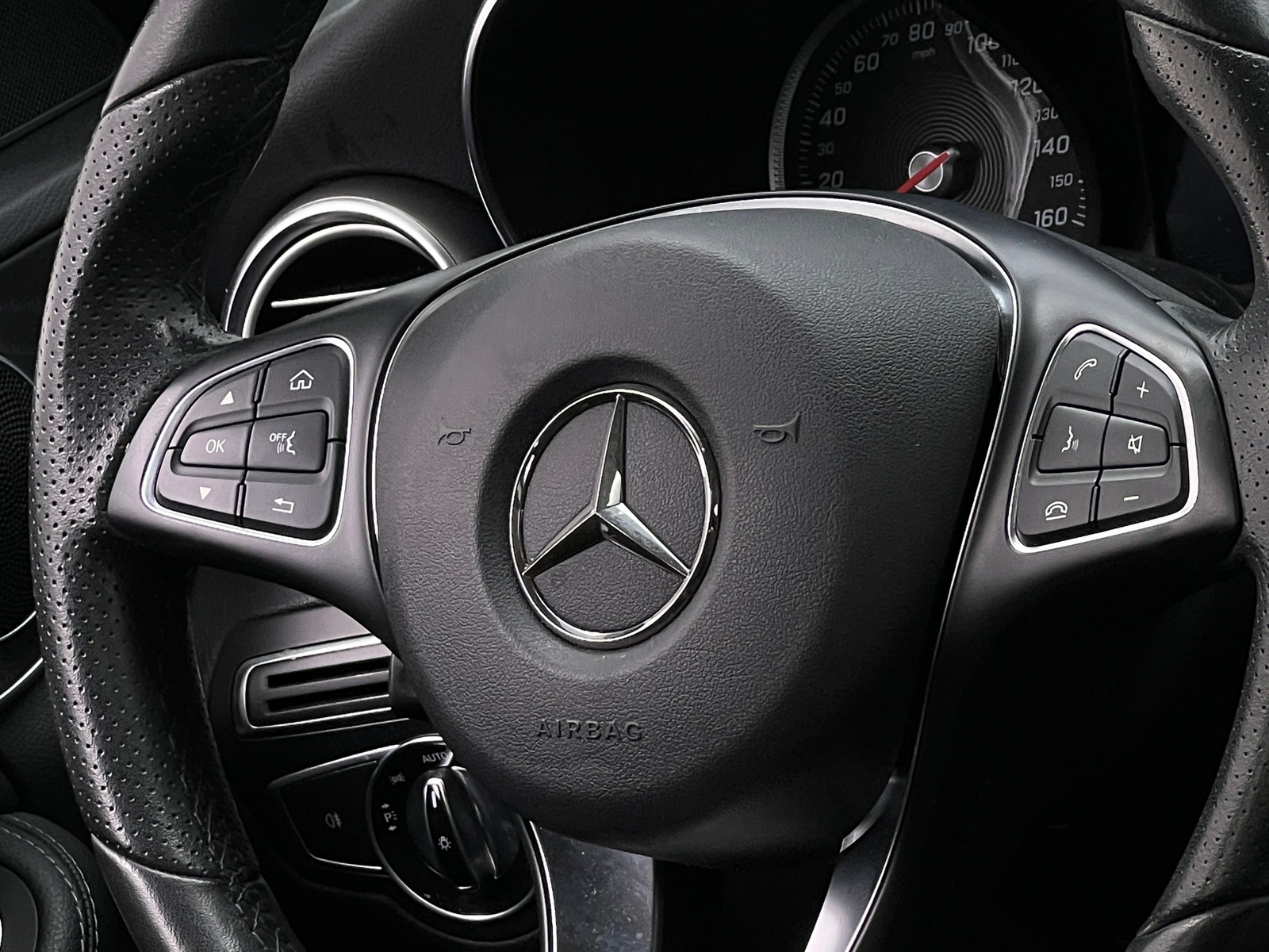 Thumbnail: 2017 Mercedes-Benz C-Class - 4