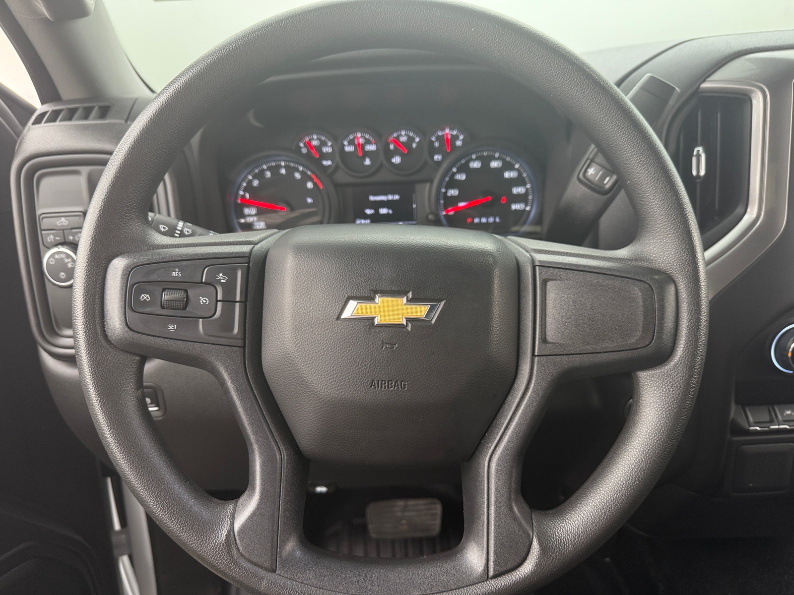 Thumbnail: 2024 Chevrolet Silverado 1500 - 4